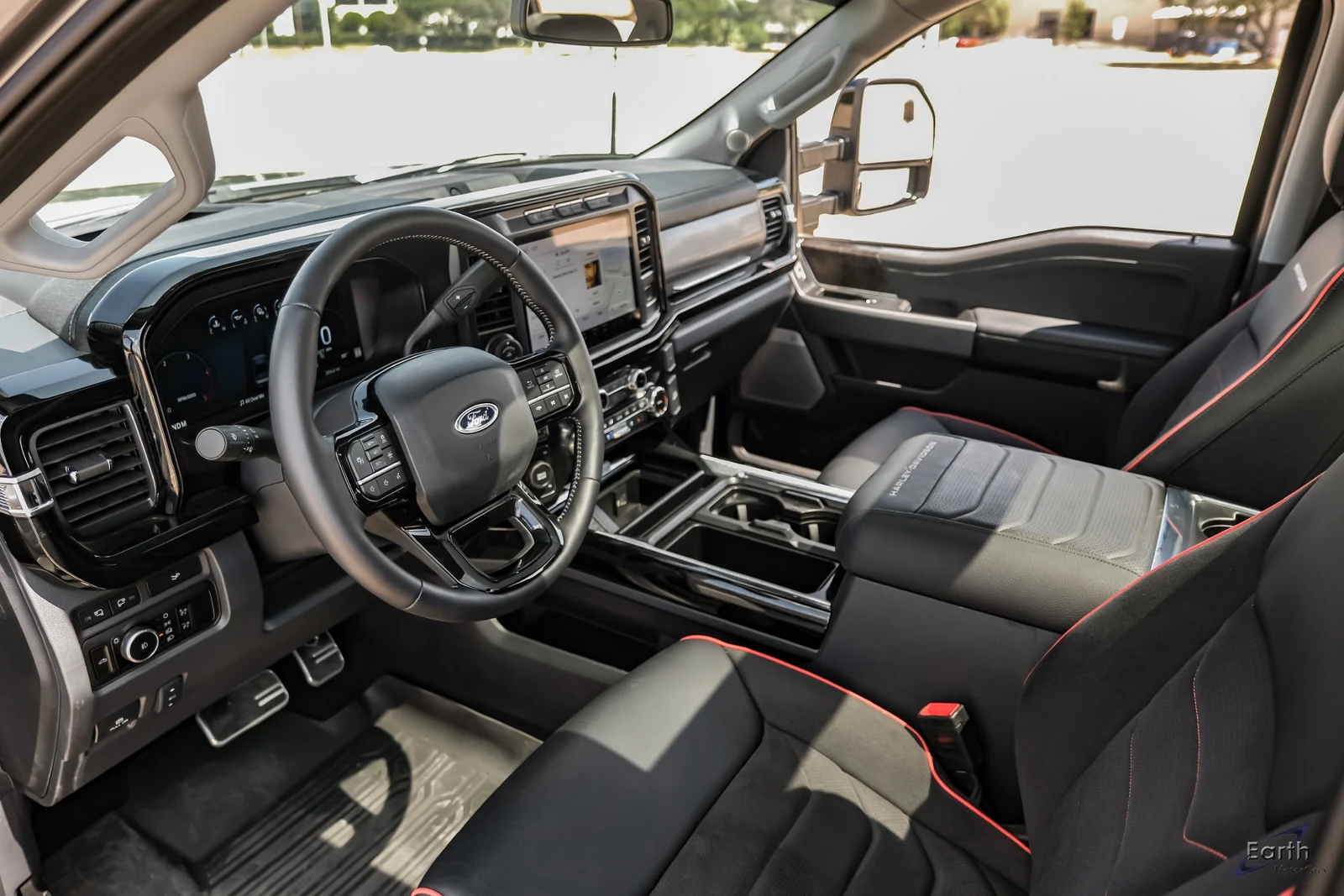 2024 Ford F-250 Super Duty, 2/28