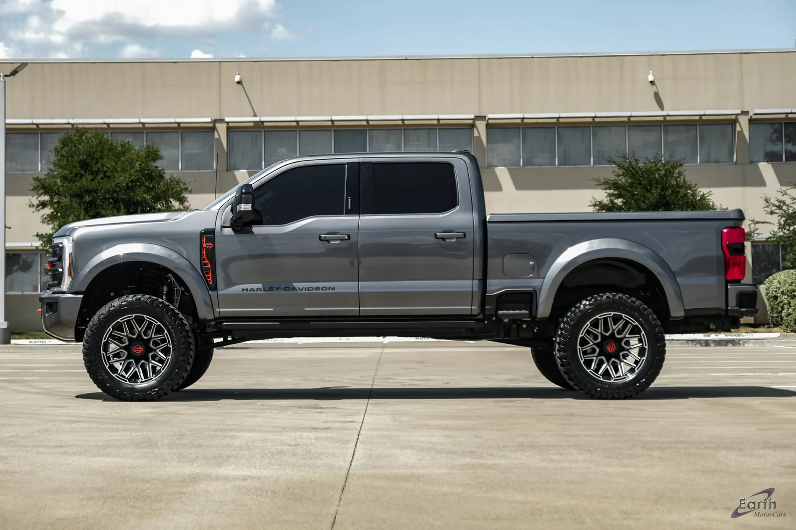 2024 Ford F-250 Super Duty, 5/28
