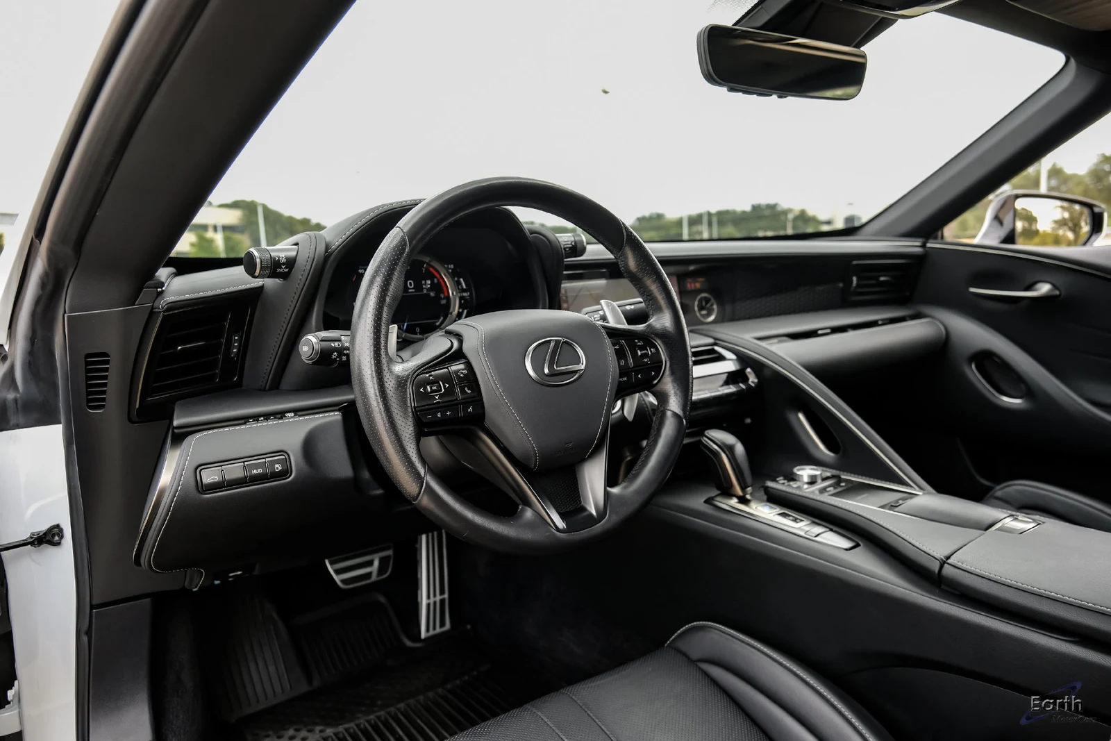 2021 Lexus LC 500 Convertible, 2/28