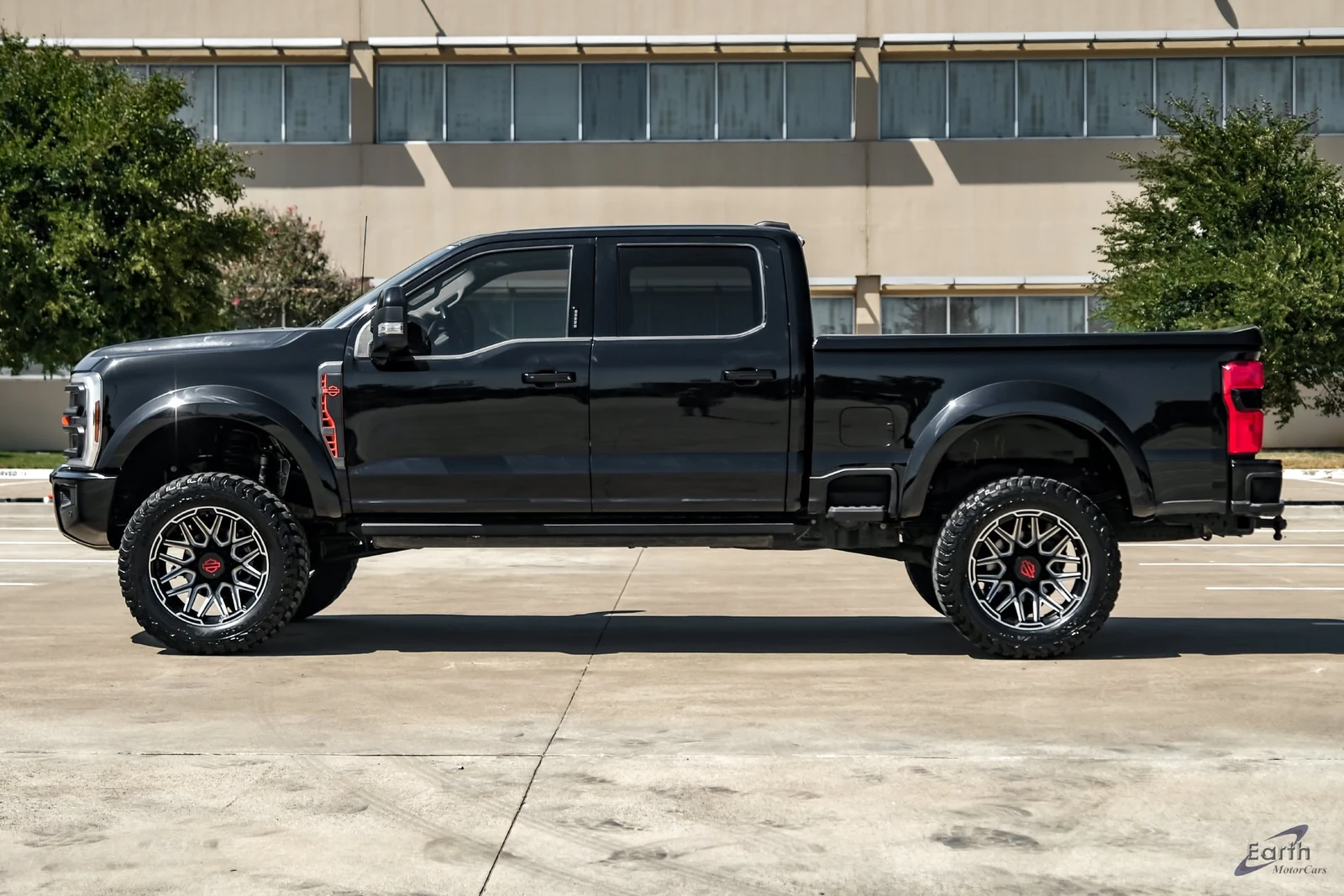 2024 Ford F-250 Super Duty, 5/28