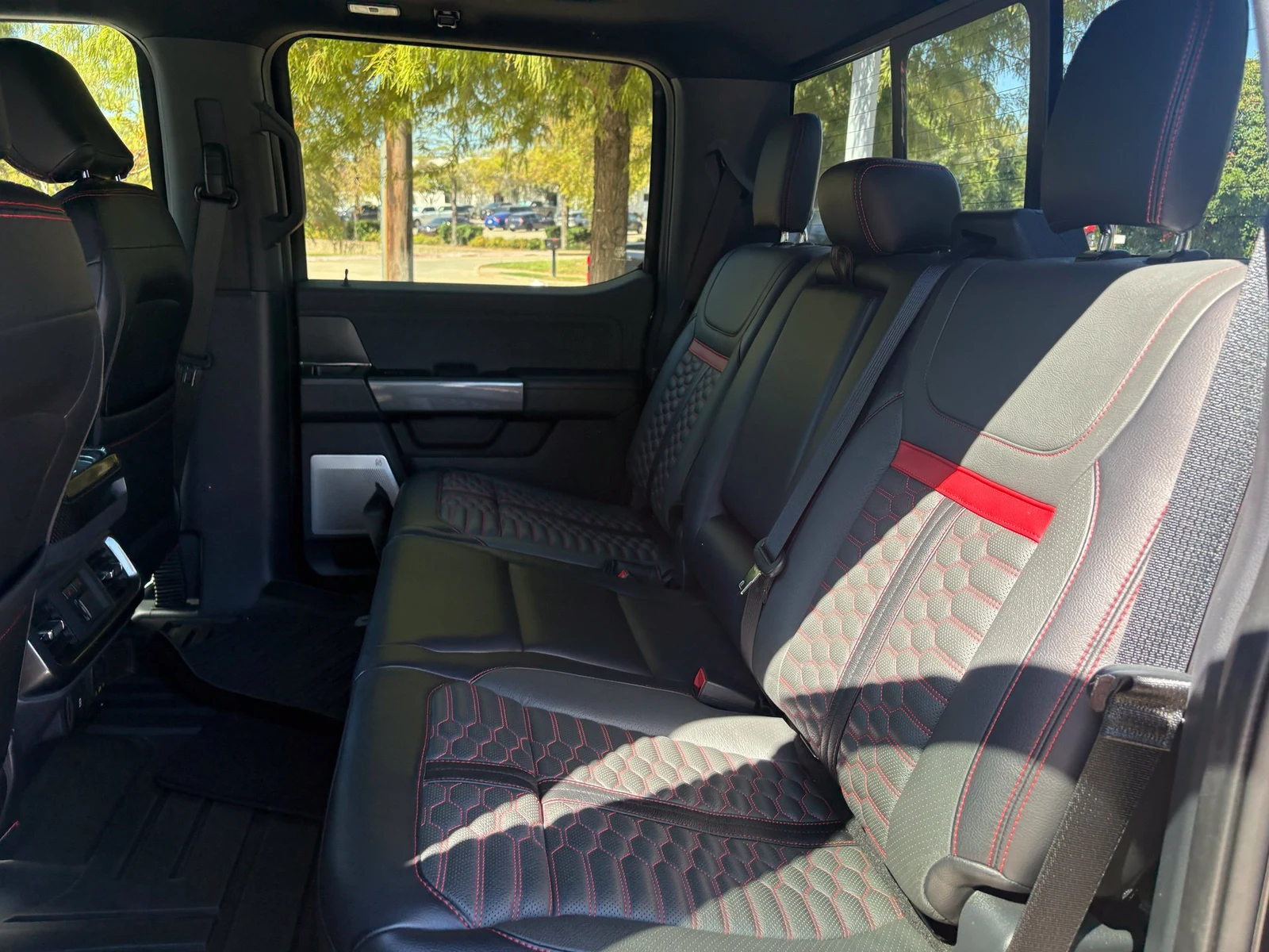 2022 Ford F-150 Lariat Shelby SuperCrew, 7/8