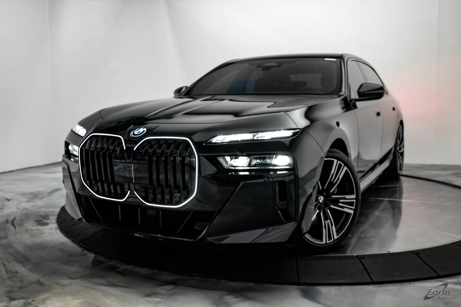 2025 BMW i7 xDrive60, 4/28