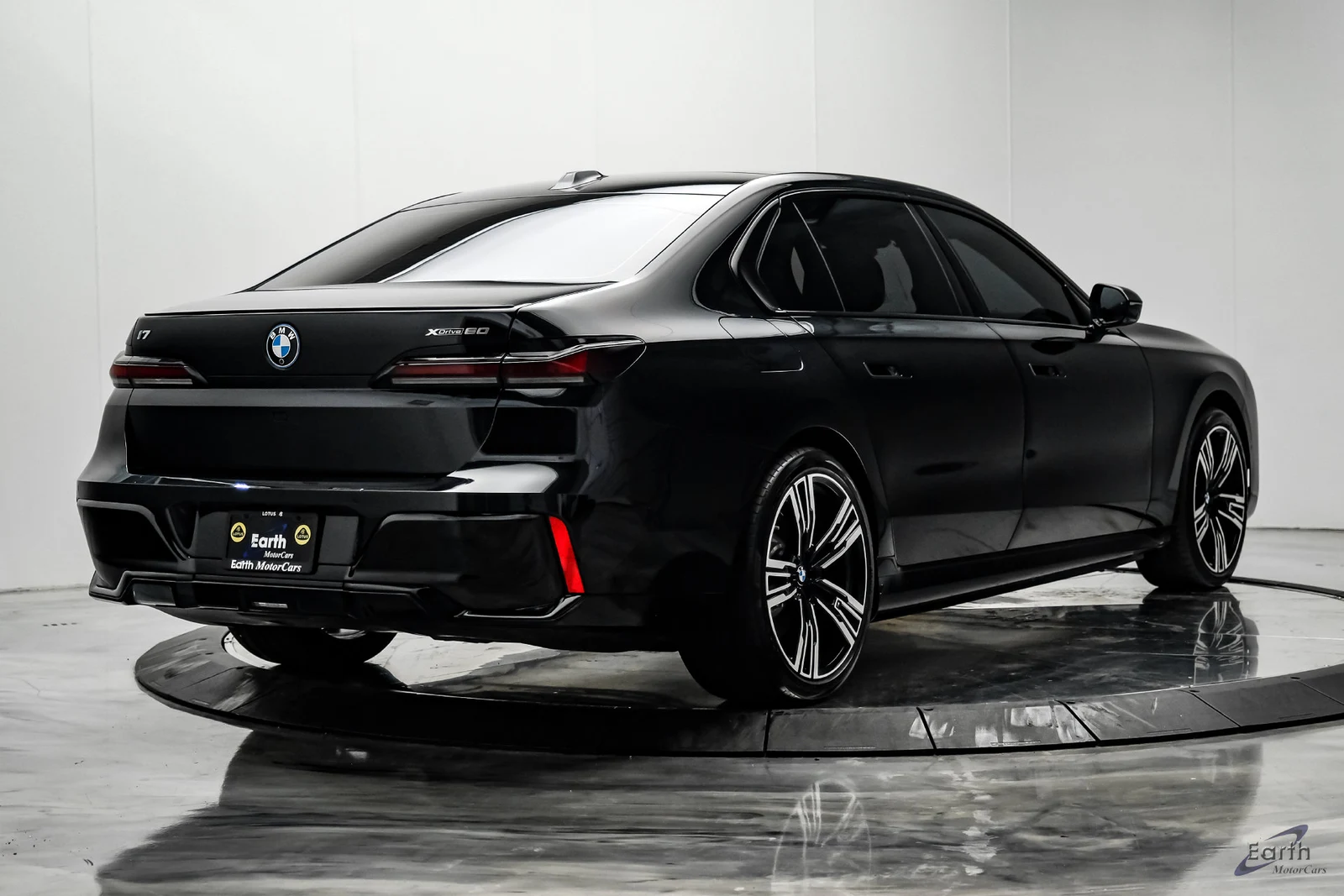 2025 BMW i7 xDrive60, 16/28