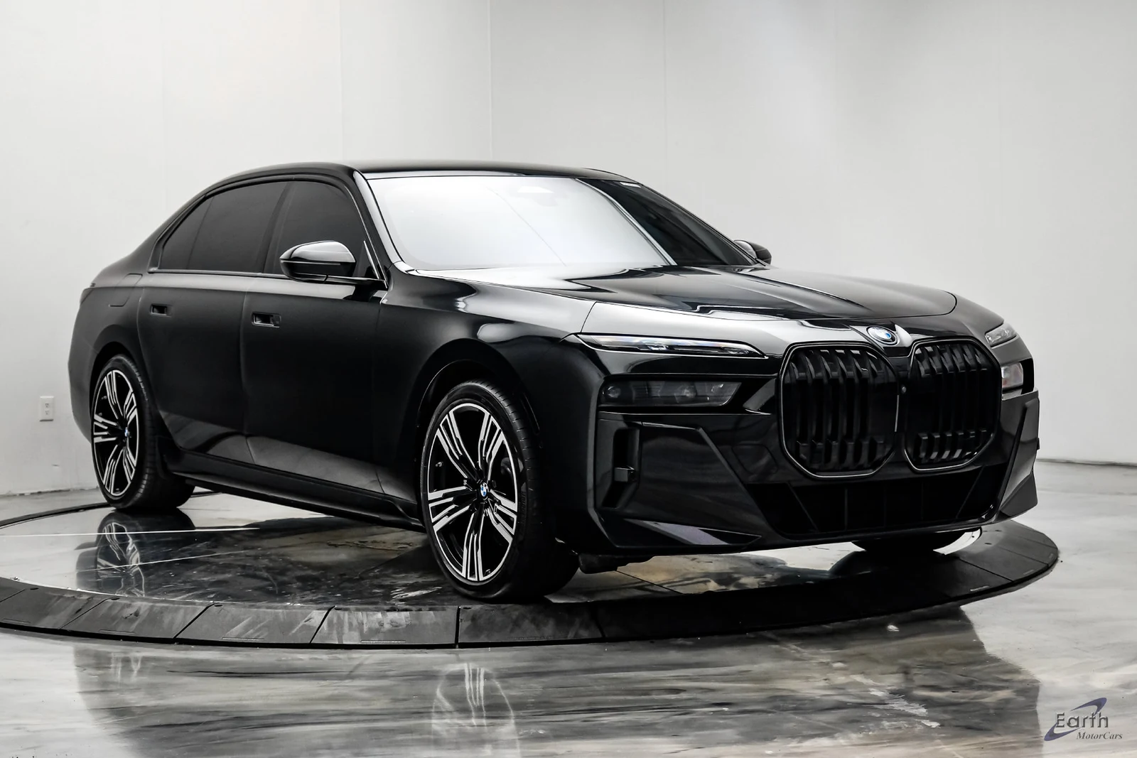 2025 BMW i7 xDrive60, 21/28