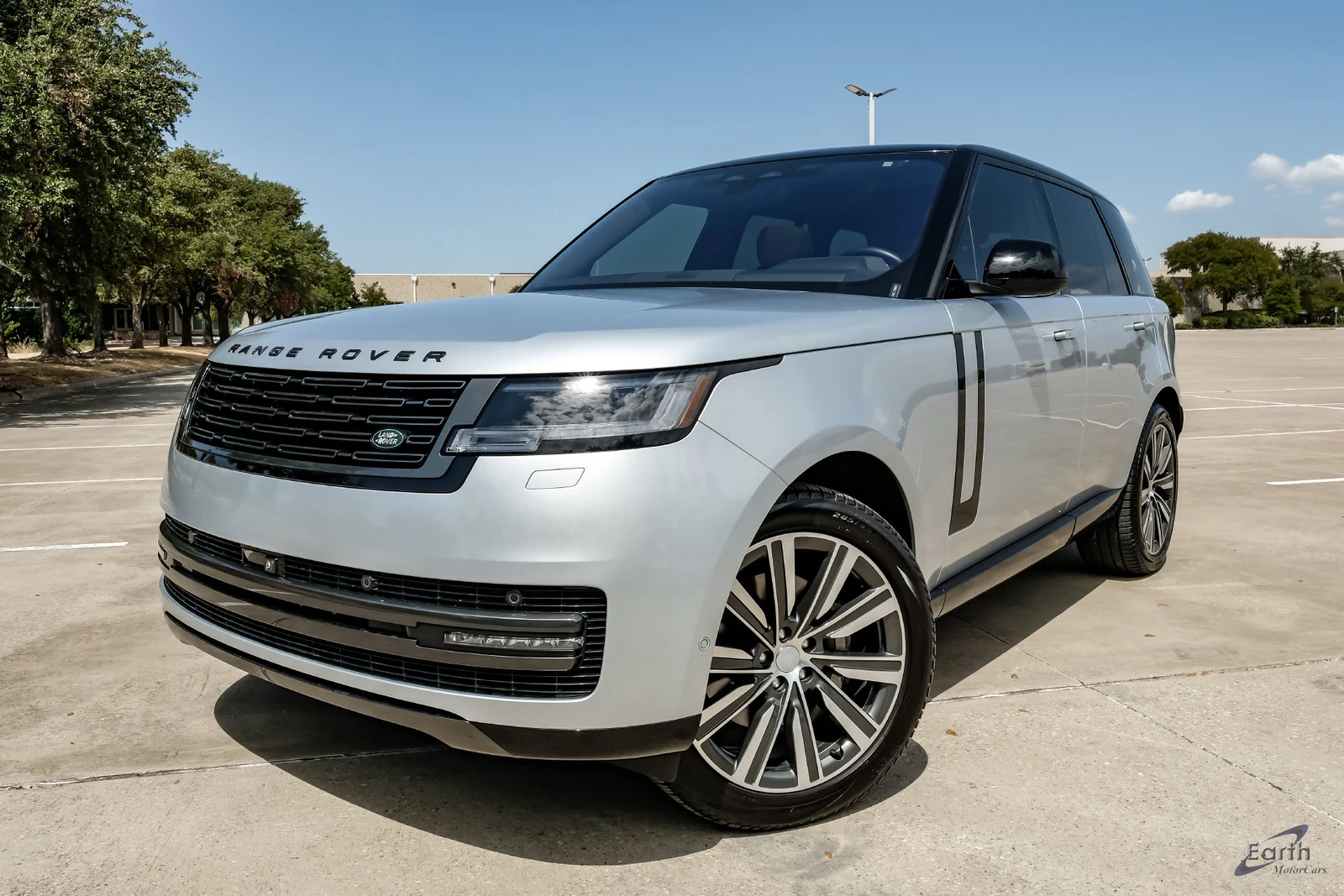 2023 Land Rover Range Rover SE (L460), 4/28