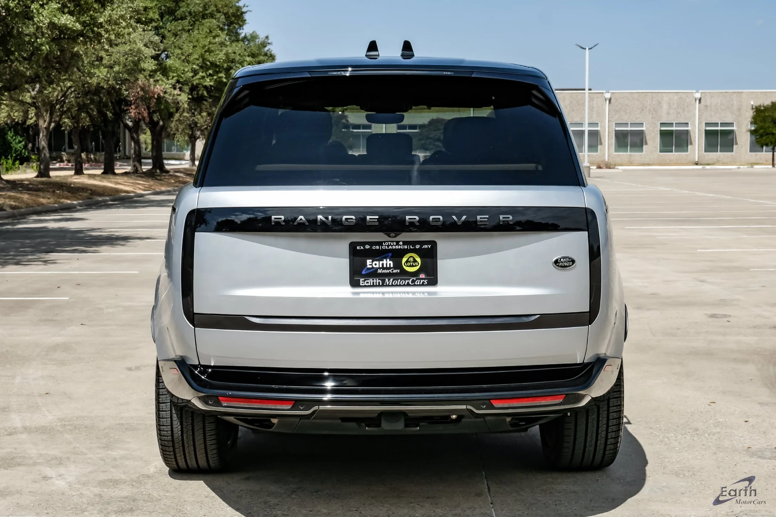 2023 Land Rover Range Rover SE (L460), 11/28