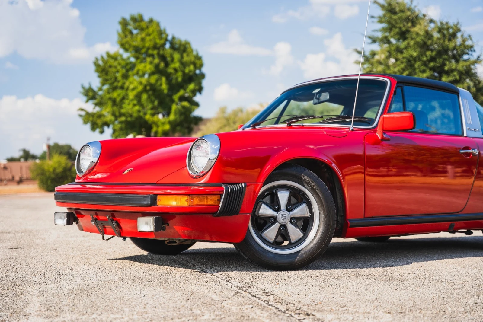 1976 Porsche 911 S Targa (G-Series), 3/30