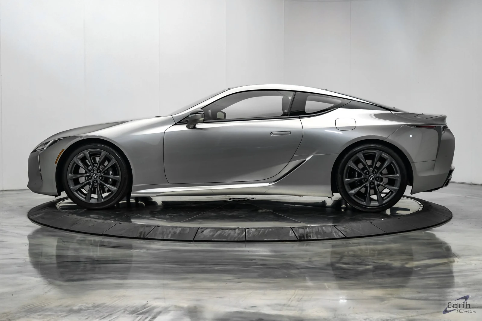 2018 Lexus LC 500, 5/28