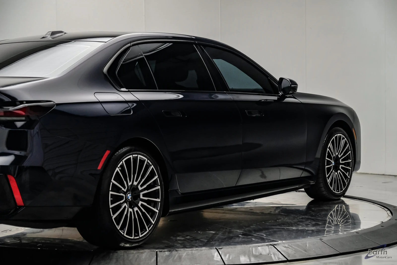2025 BMW i7 xDrive60, 18/28