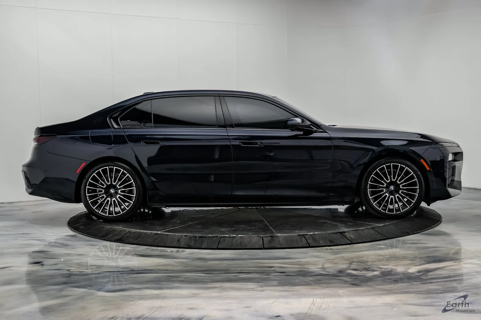 2025 BMW i7 xDrive60, 19/28