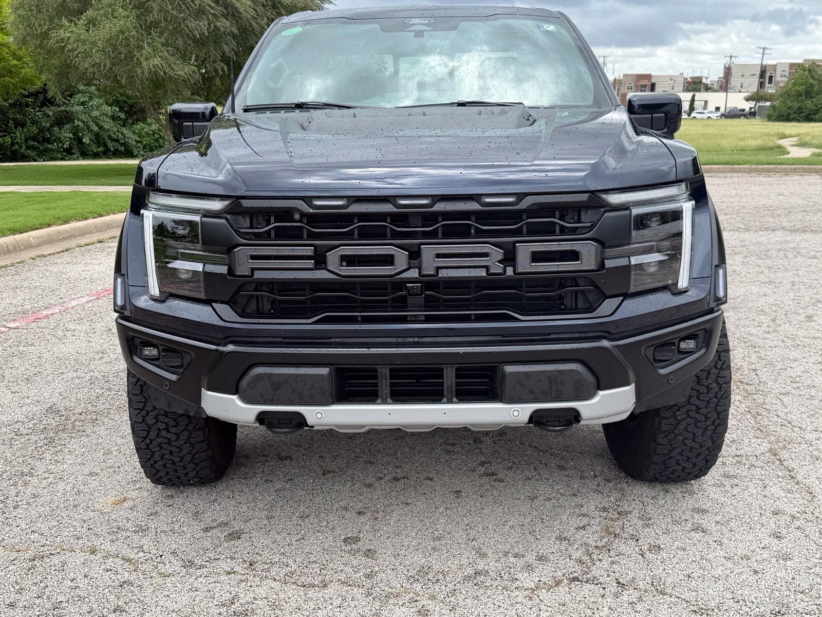 2026 Ford F-150 Raptor R, 6/10