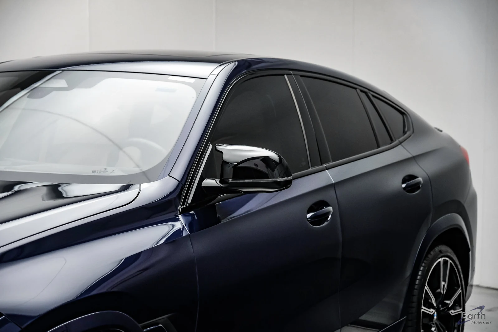 2025 BMW X6 M60i (G06), 27/28