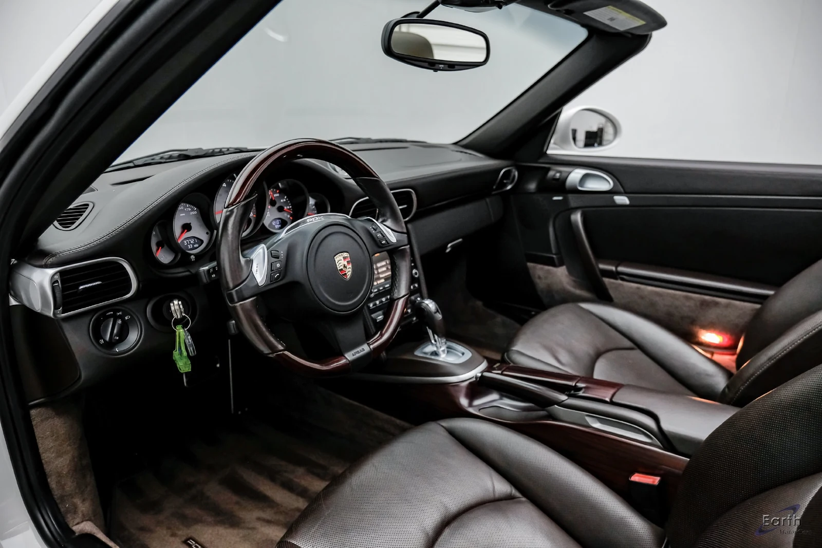2011 Porsche 911 Carrera S Cabriolet (997.2), 2/28