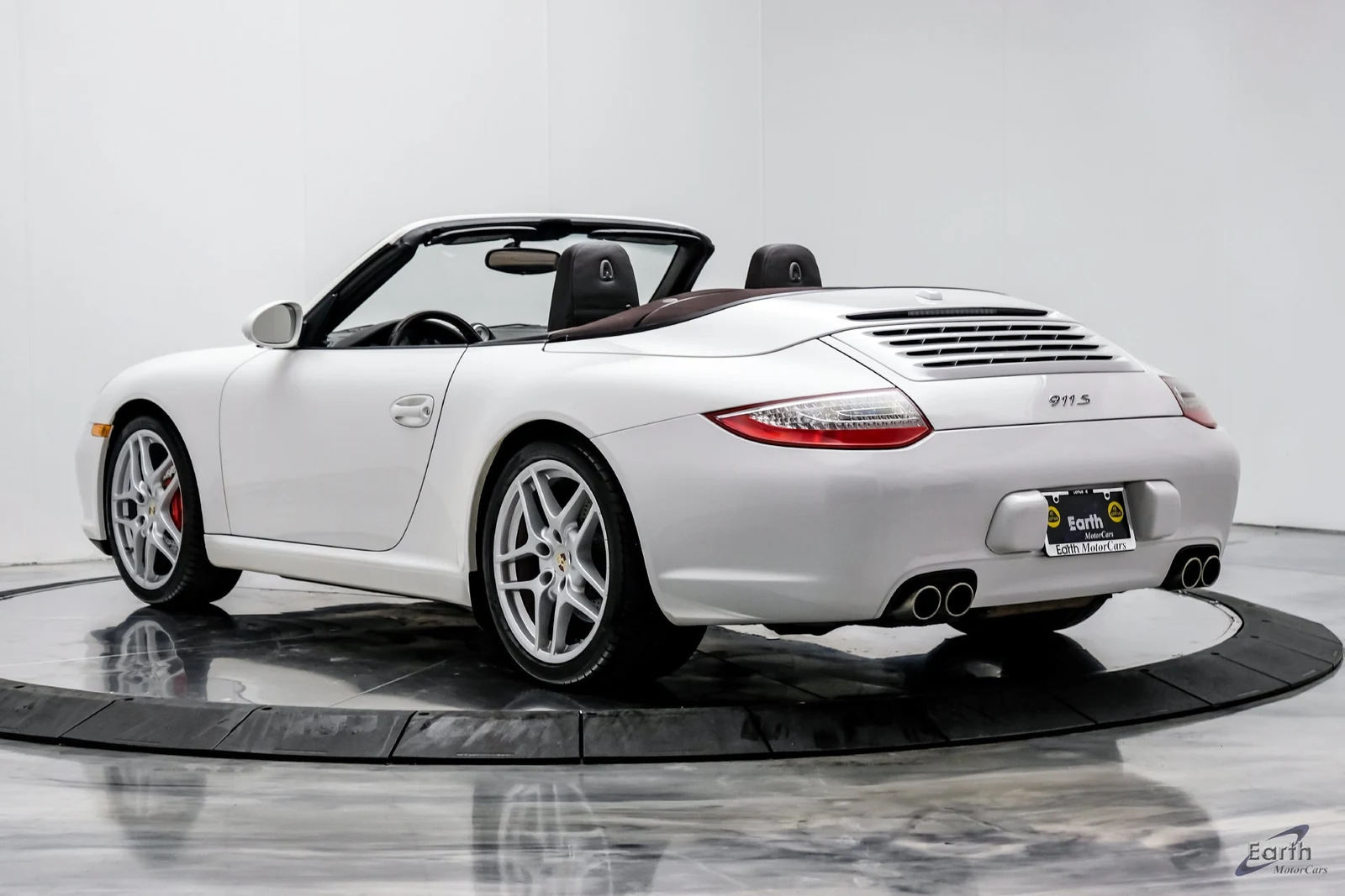 2011 Porsche 911 Carrera S Cabriolet (997.2), 11/28