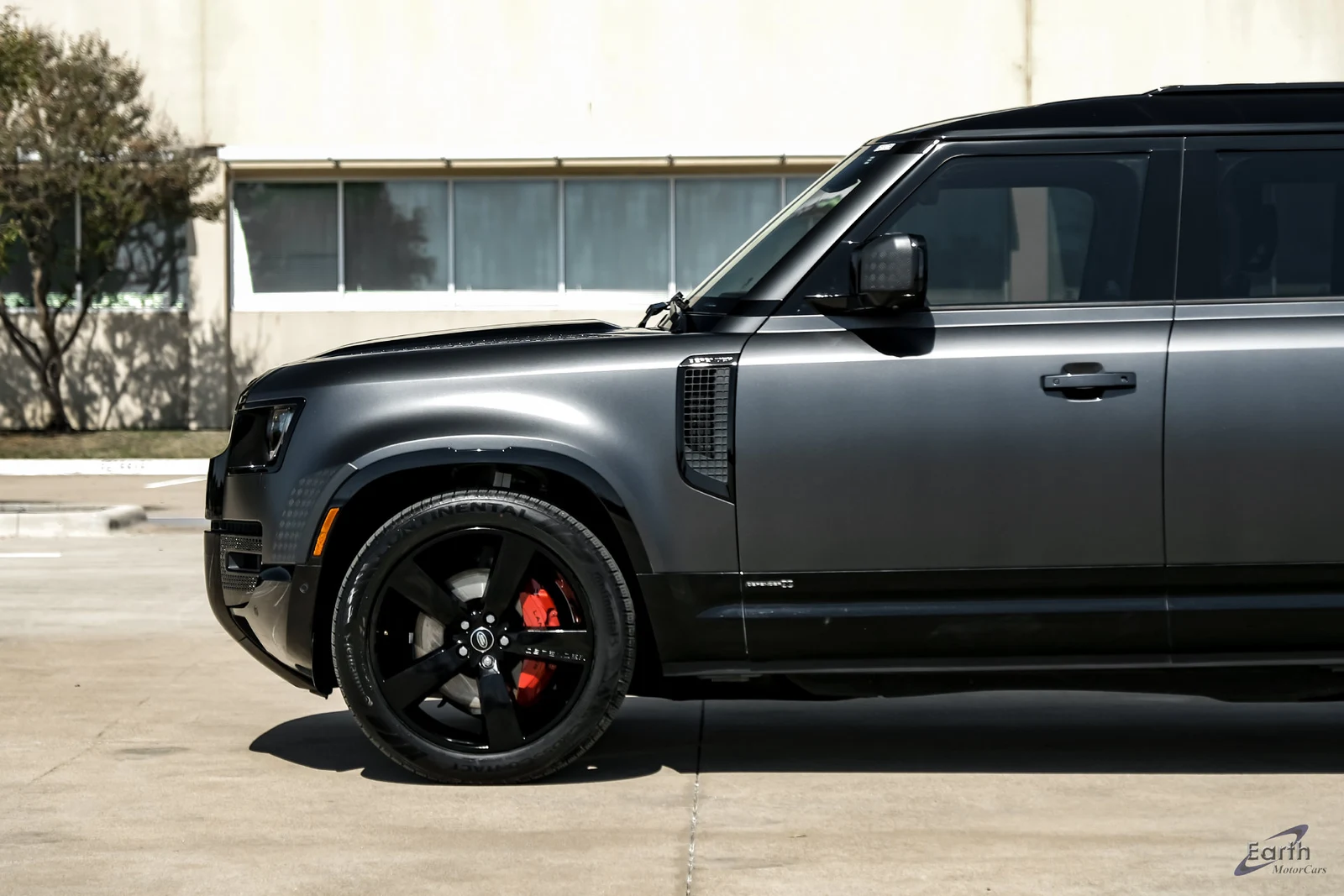 2024 Land Rover Defender 110 X (L663), 6/29