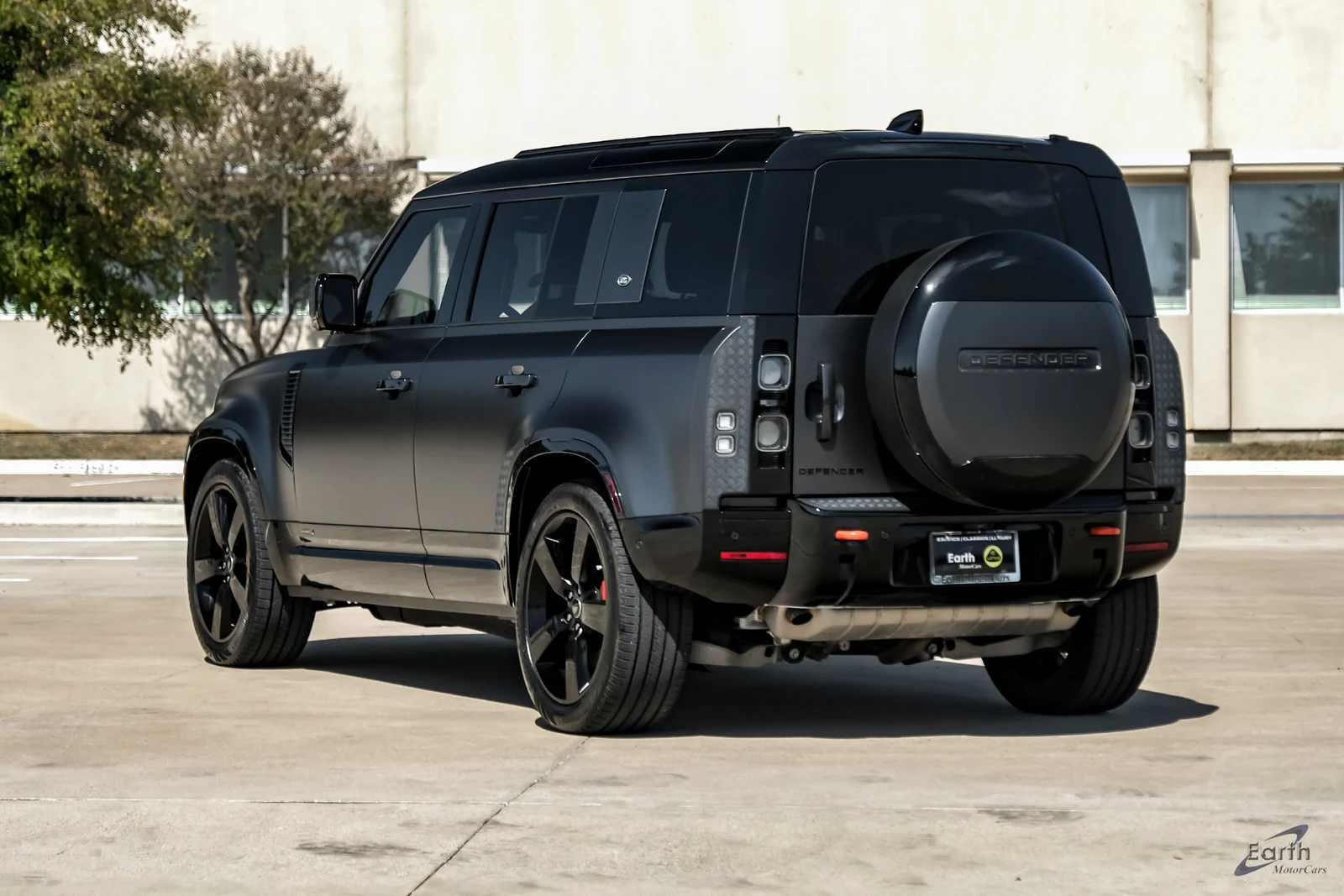 2024 Land Rover Defender 110 X (L663), 9/29