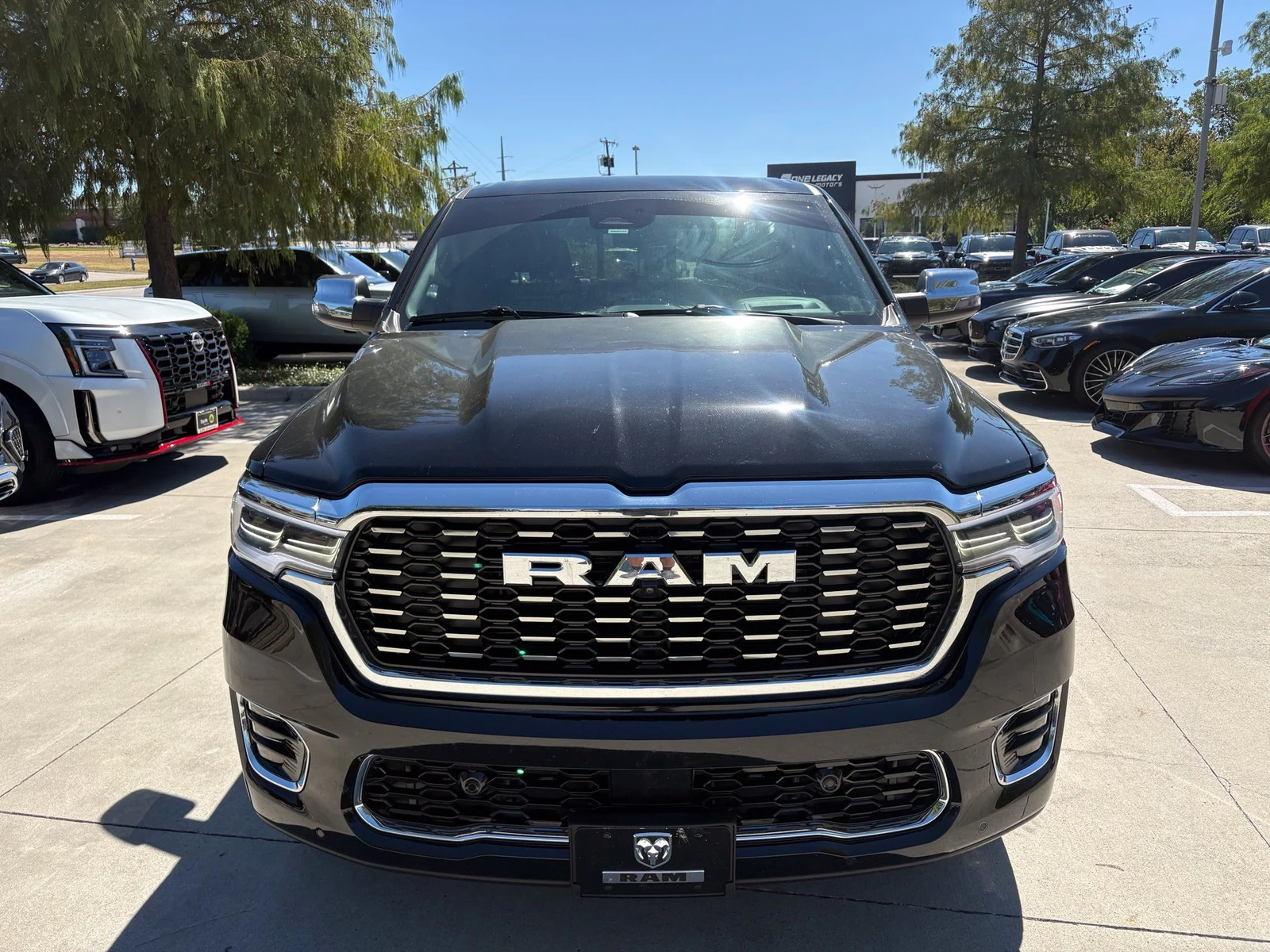 2026 Ram 1500 Tungsten, 2/8