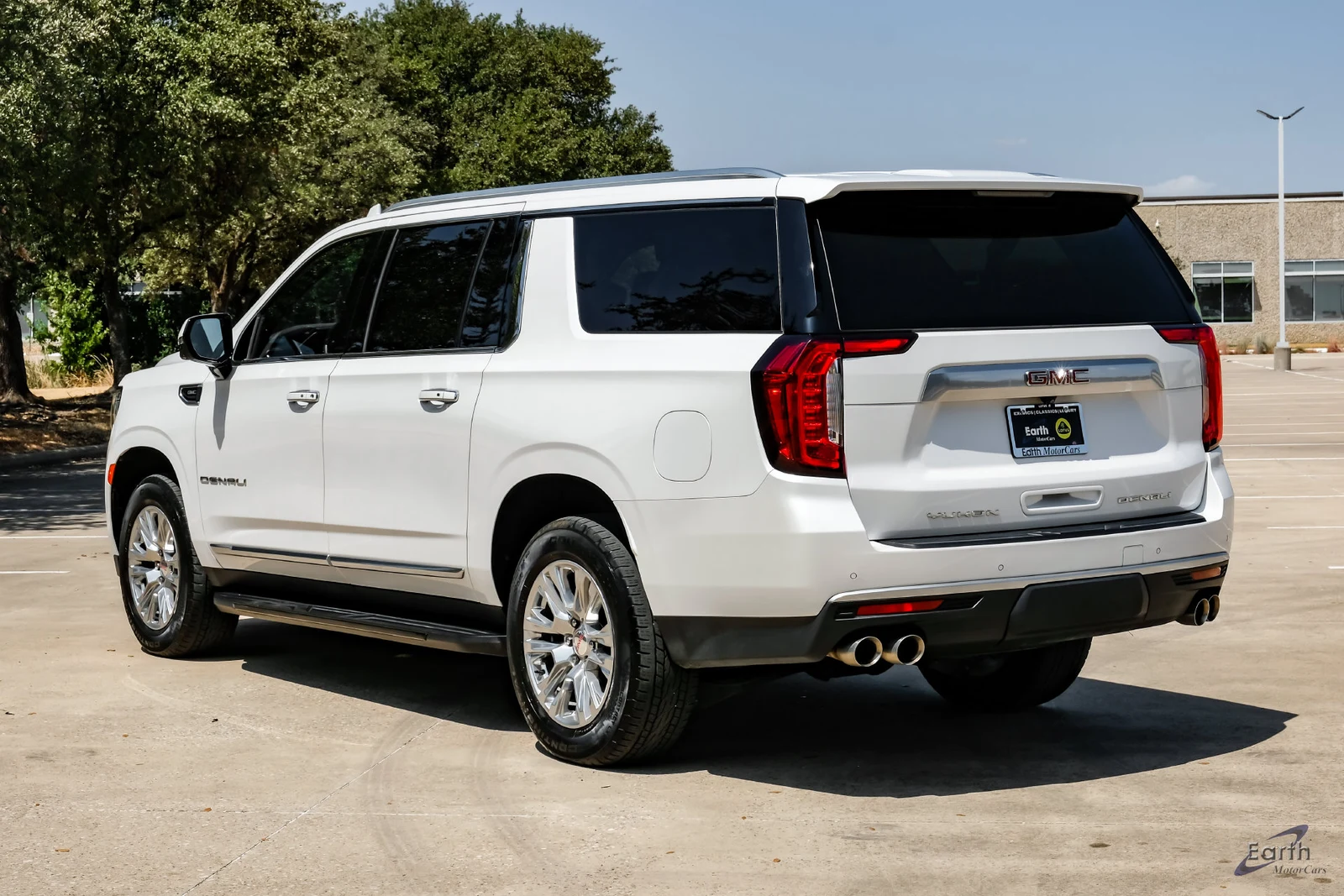 2024 GMC Yukon XL Denali, 8/28