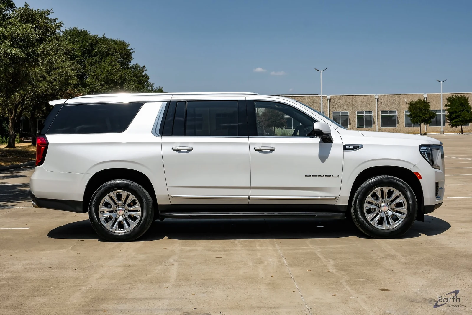 2024 GMC Yukon XL Denali, 17/28
