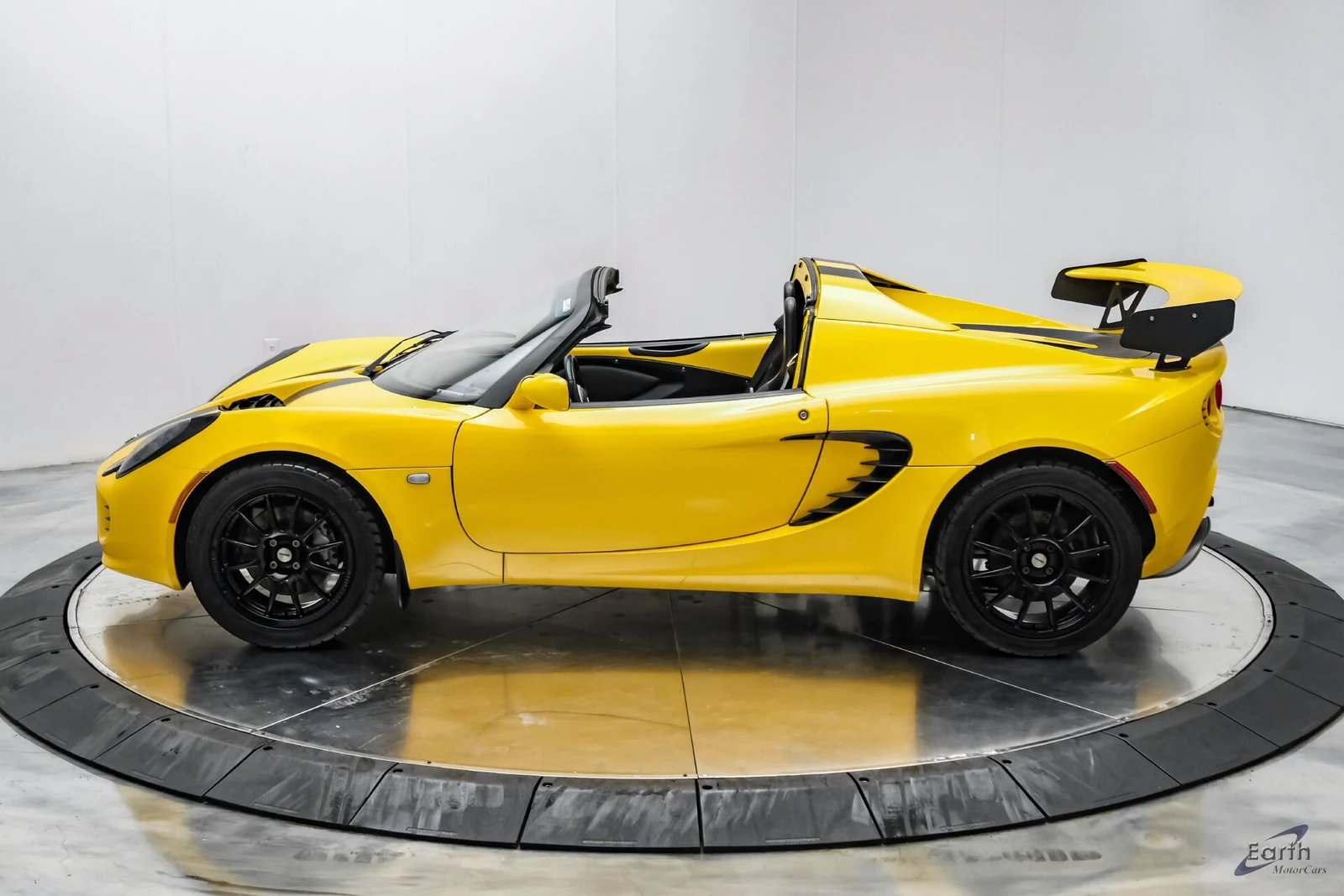 2005 Lotus Elise S2, 5/27
