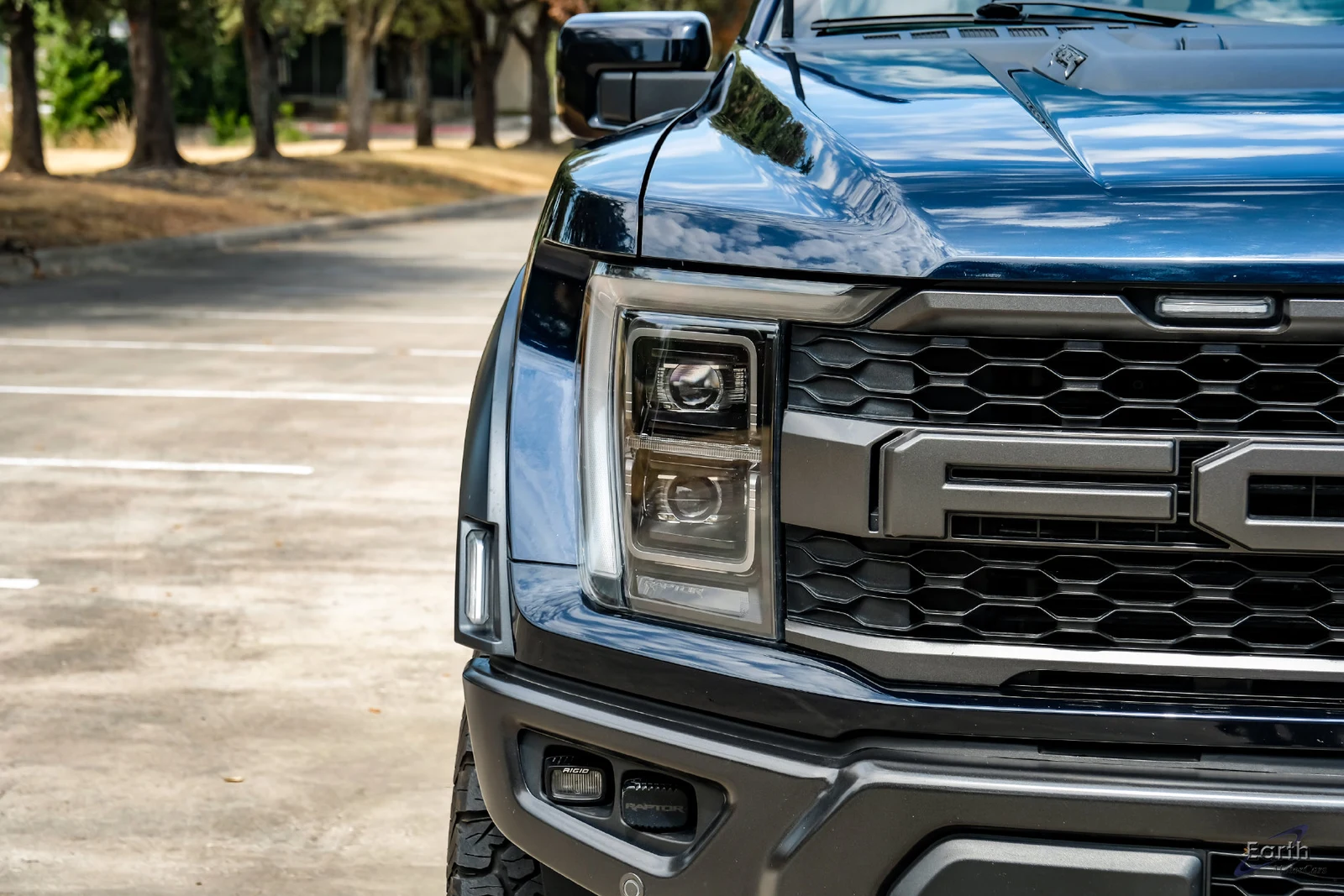 2023 Ford F-150 Raptor (Fourteenth Generation), 27/28