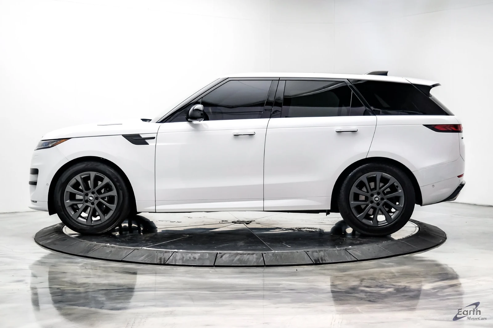 2024 Land Rover Range Rover Sport Dynamic SE (L461), 5/28