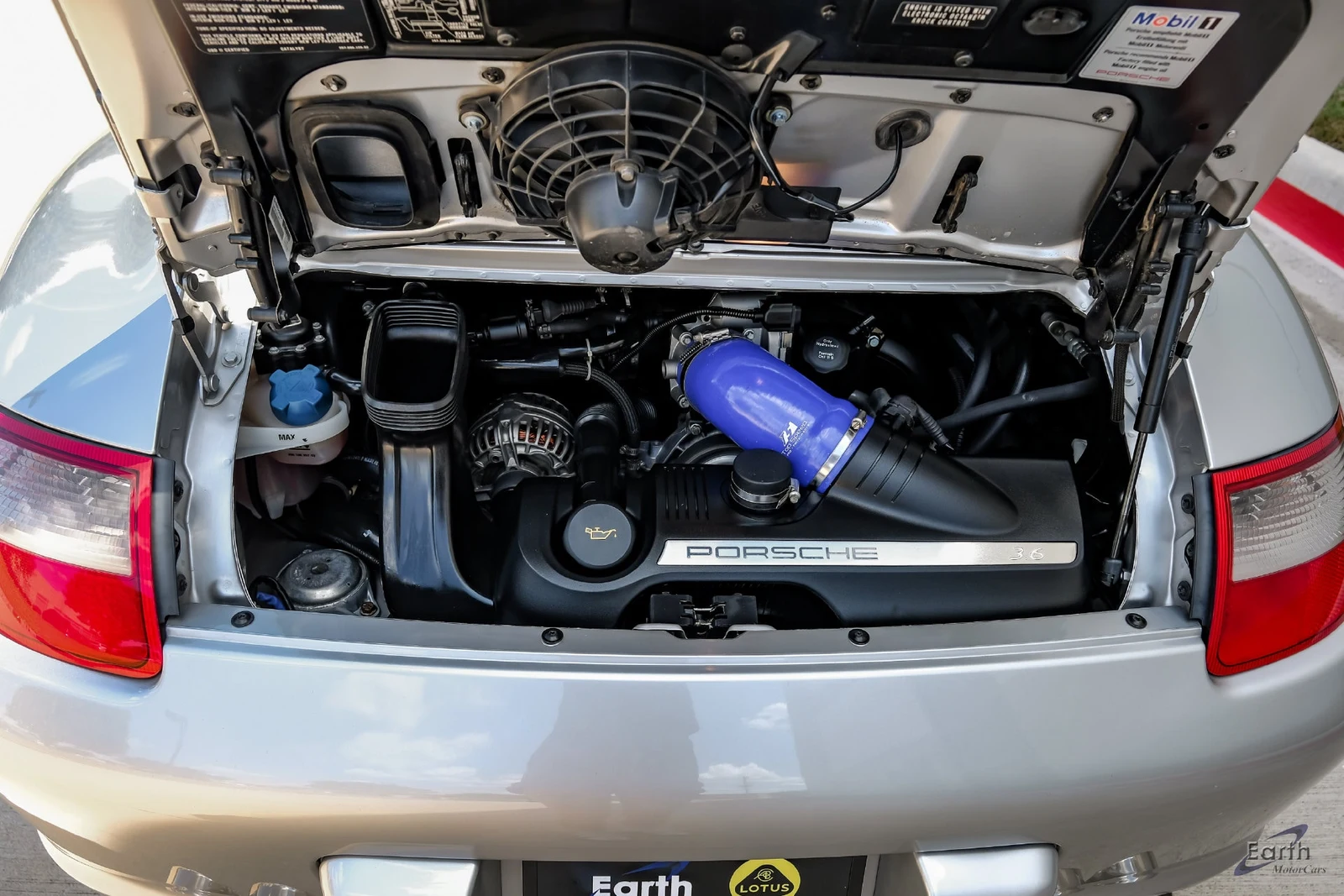 2006 Porsche 911 (997.1) Carrera 4, 3/28
