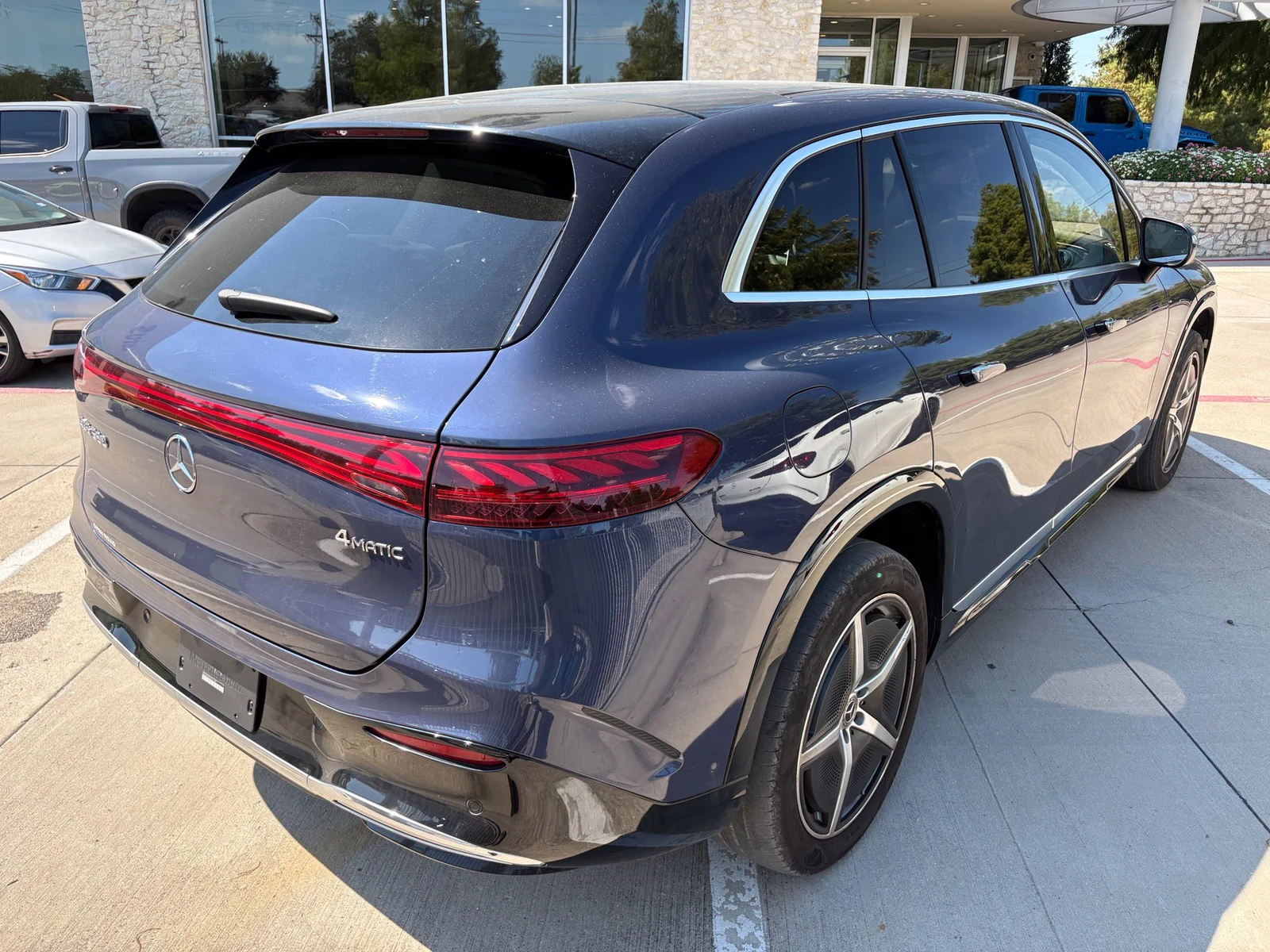 2023 Mercedes-Benz EQS 580 4MATIC SUV (X296), 4/7