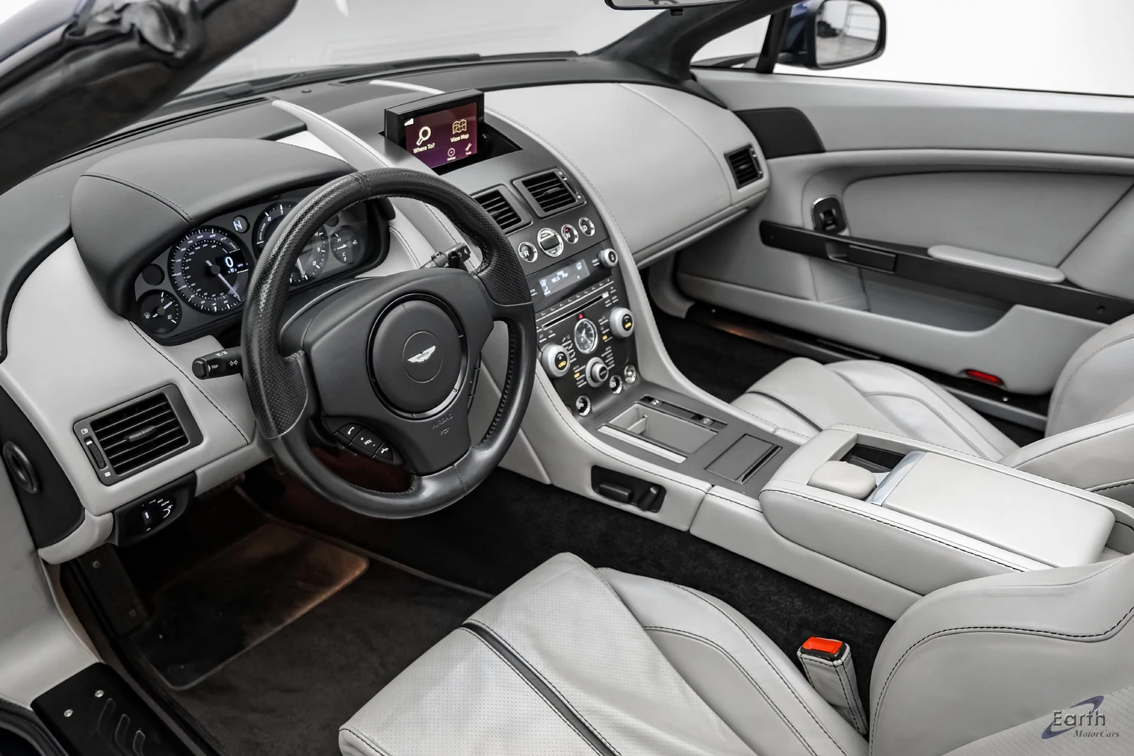 2015 Aston Martin V8 Vantage Roadster, 2/28