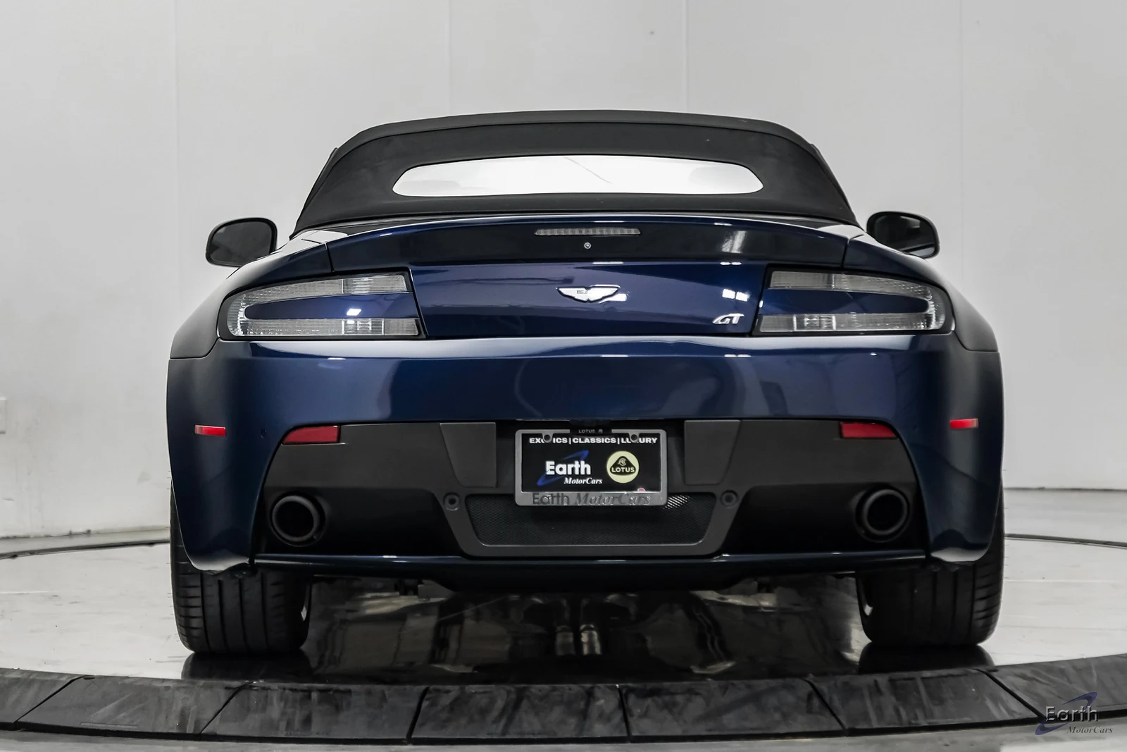 2015 Aston Martin V8 Vantage Roadster, 14/28