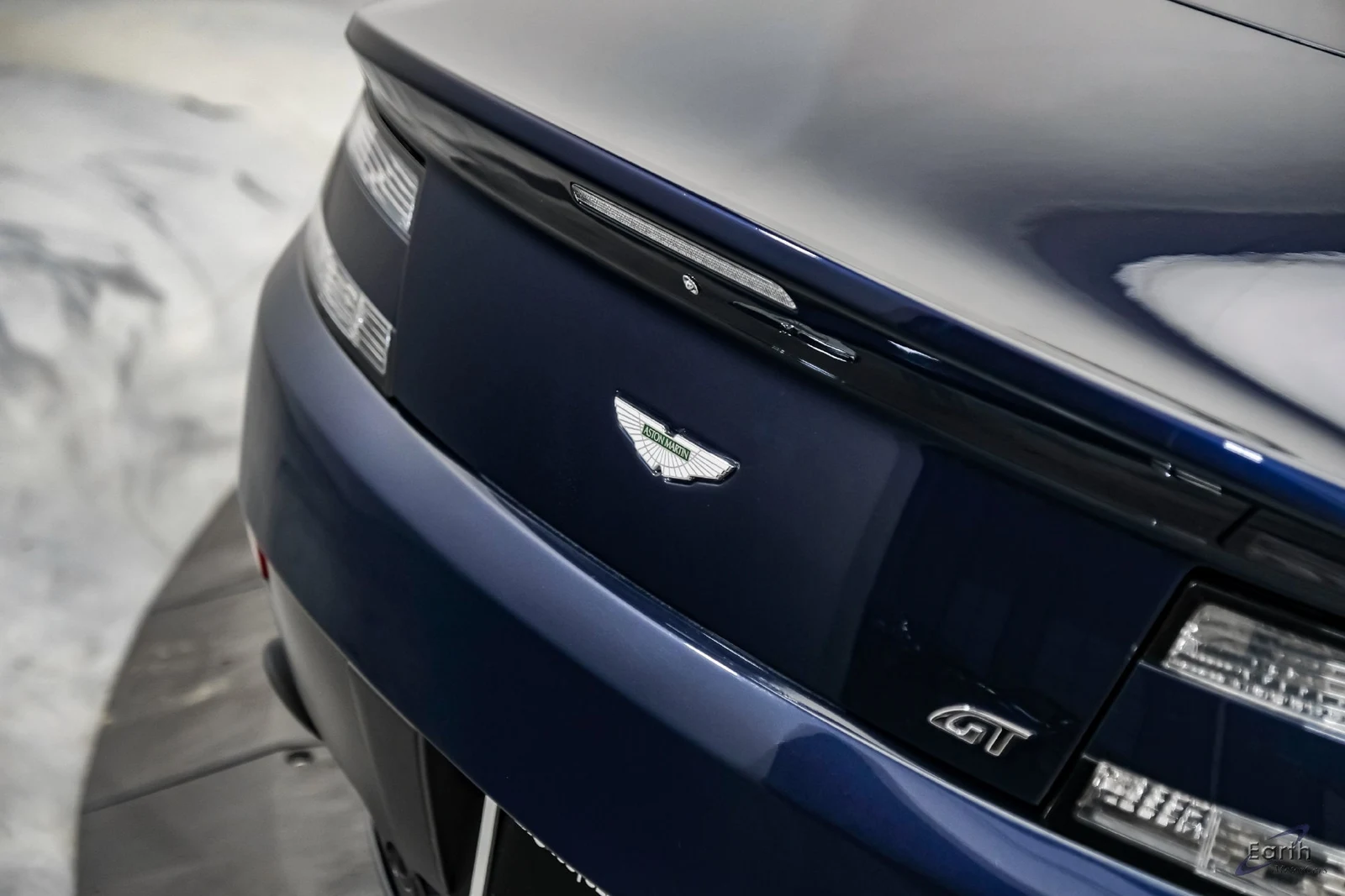 2015 Aston Martin V8 Vantage Roadster, 17/28