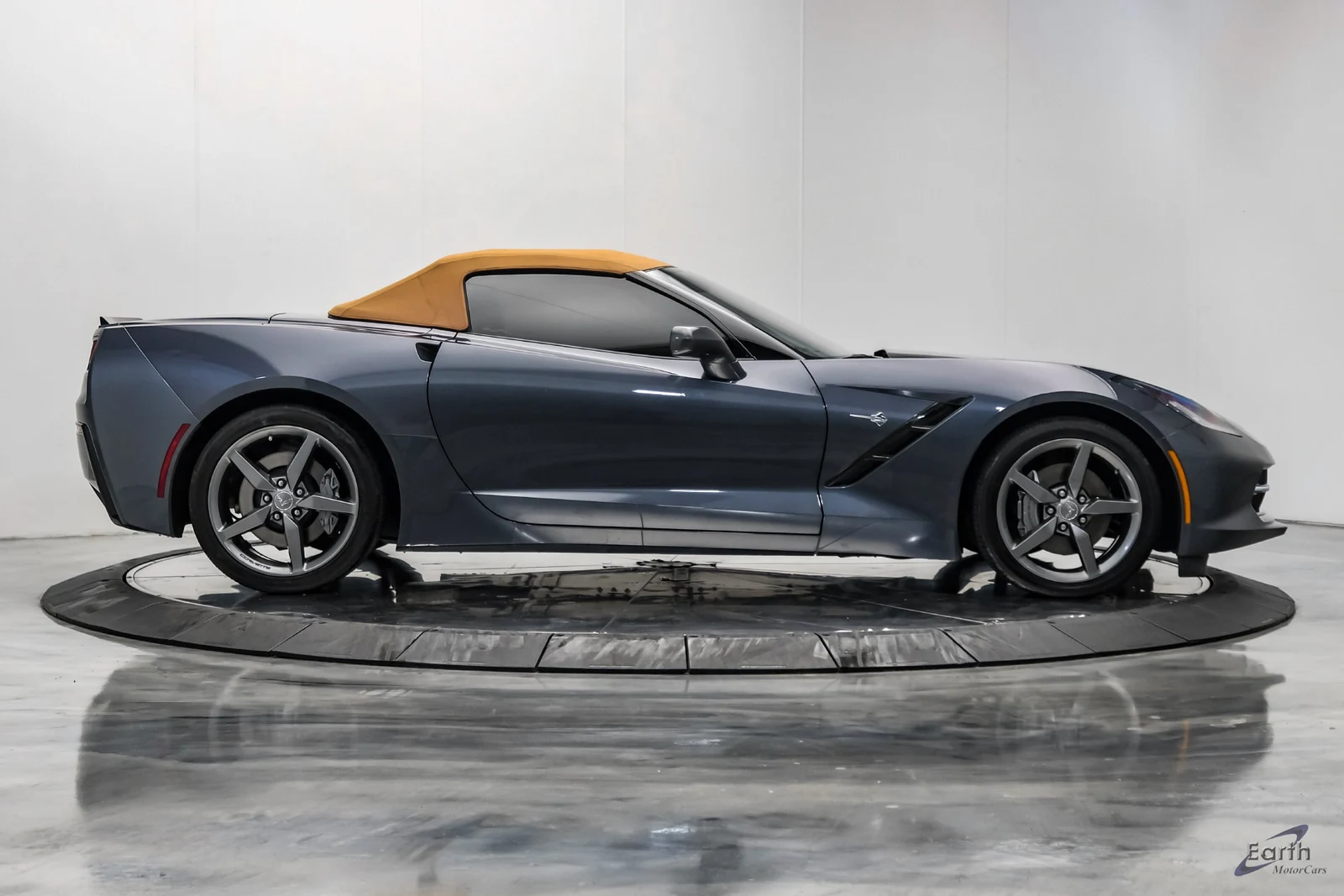 2014 Chevrolet Corvette Stingray Convertible (C7), 24/28