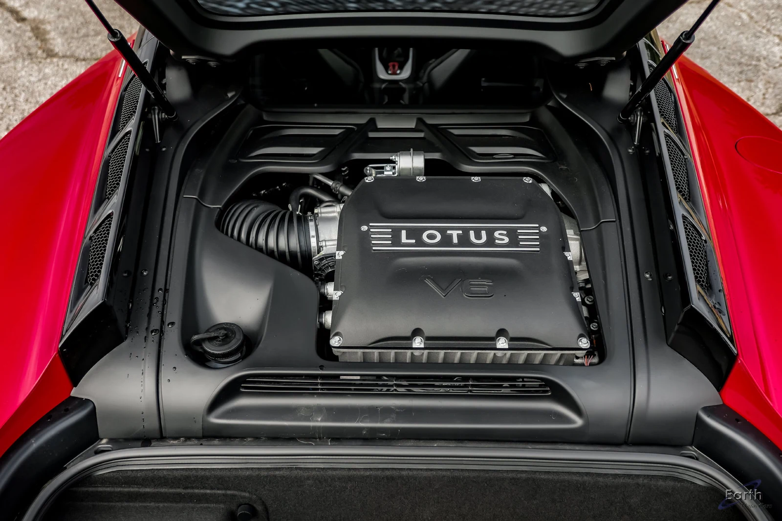 2027 Lotus Emira V6 SE, 3/29