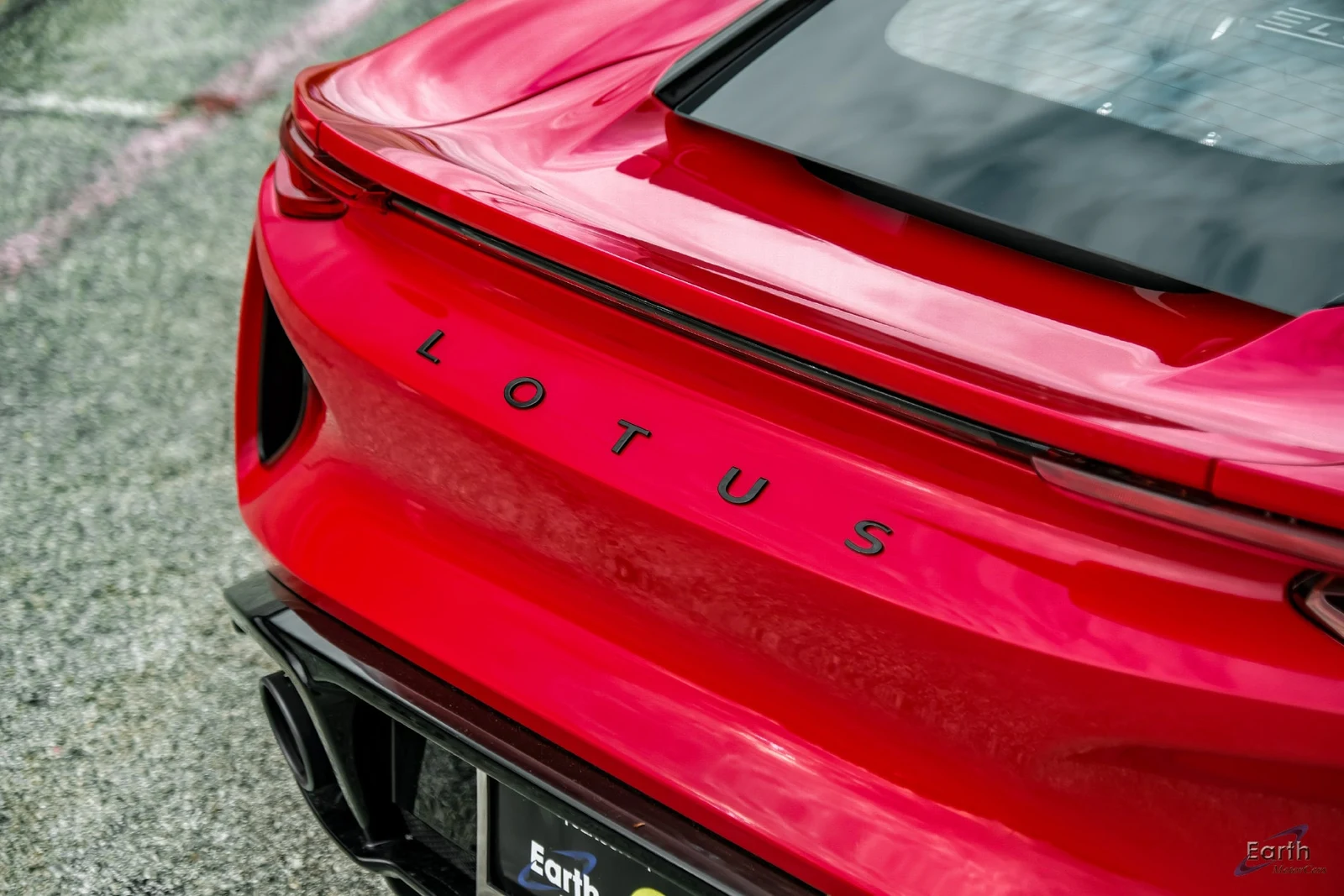 2027 Lotus Emira V6 SE, 15/29