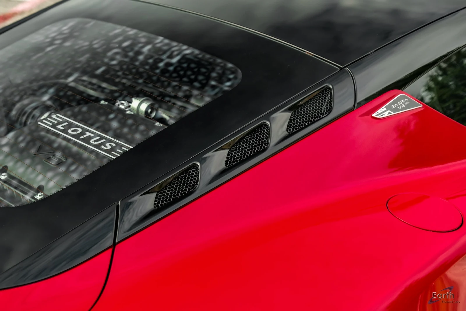 2027 Lotus Emira V6 SE, 17/29