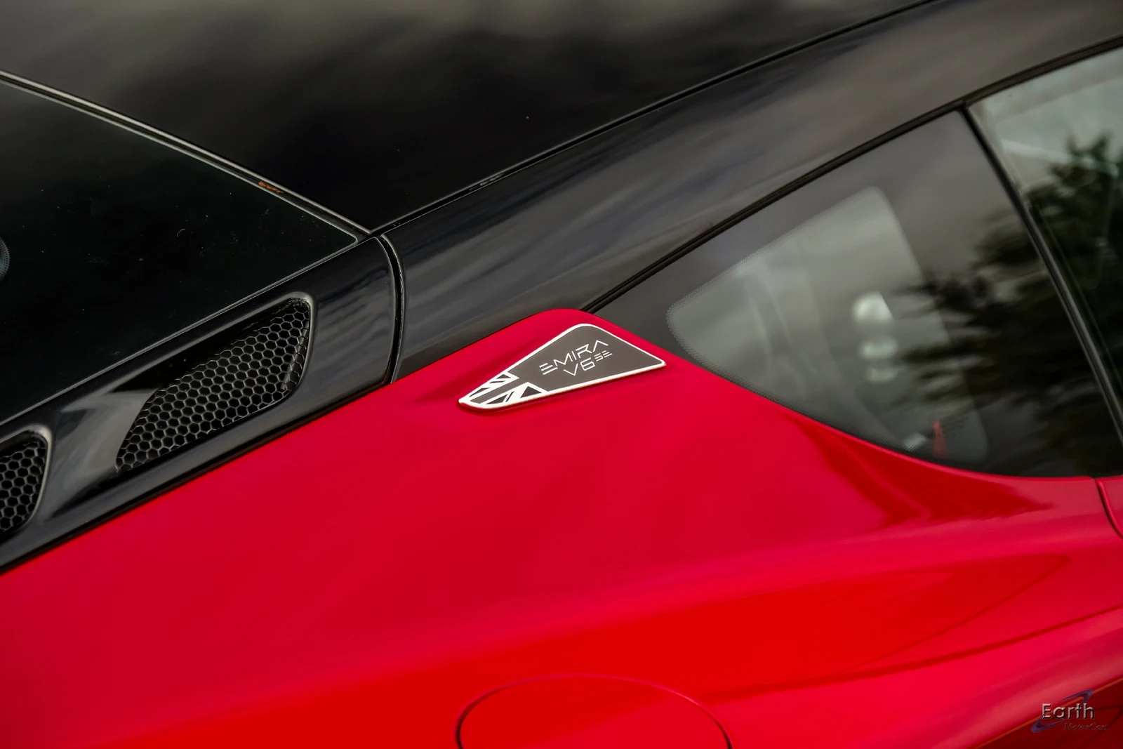 2027 Lotus Emira V6 SE, 18/29