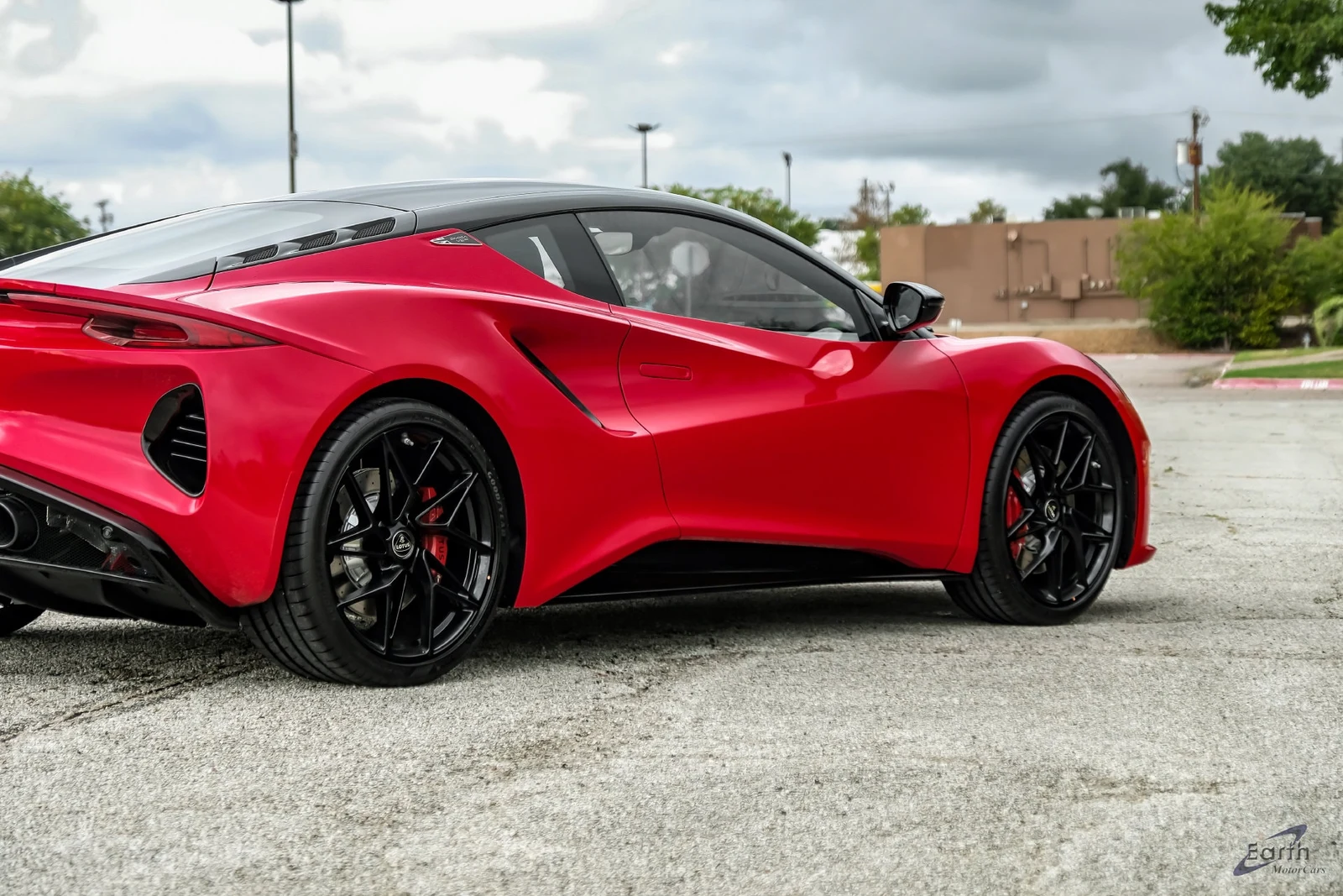 2027 Lotus Emira V6 SE, 22/29