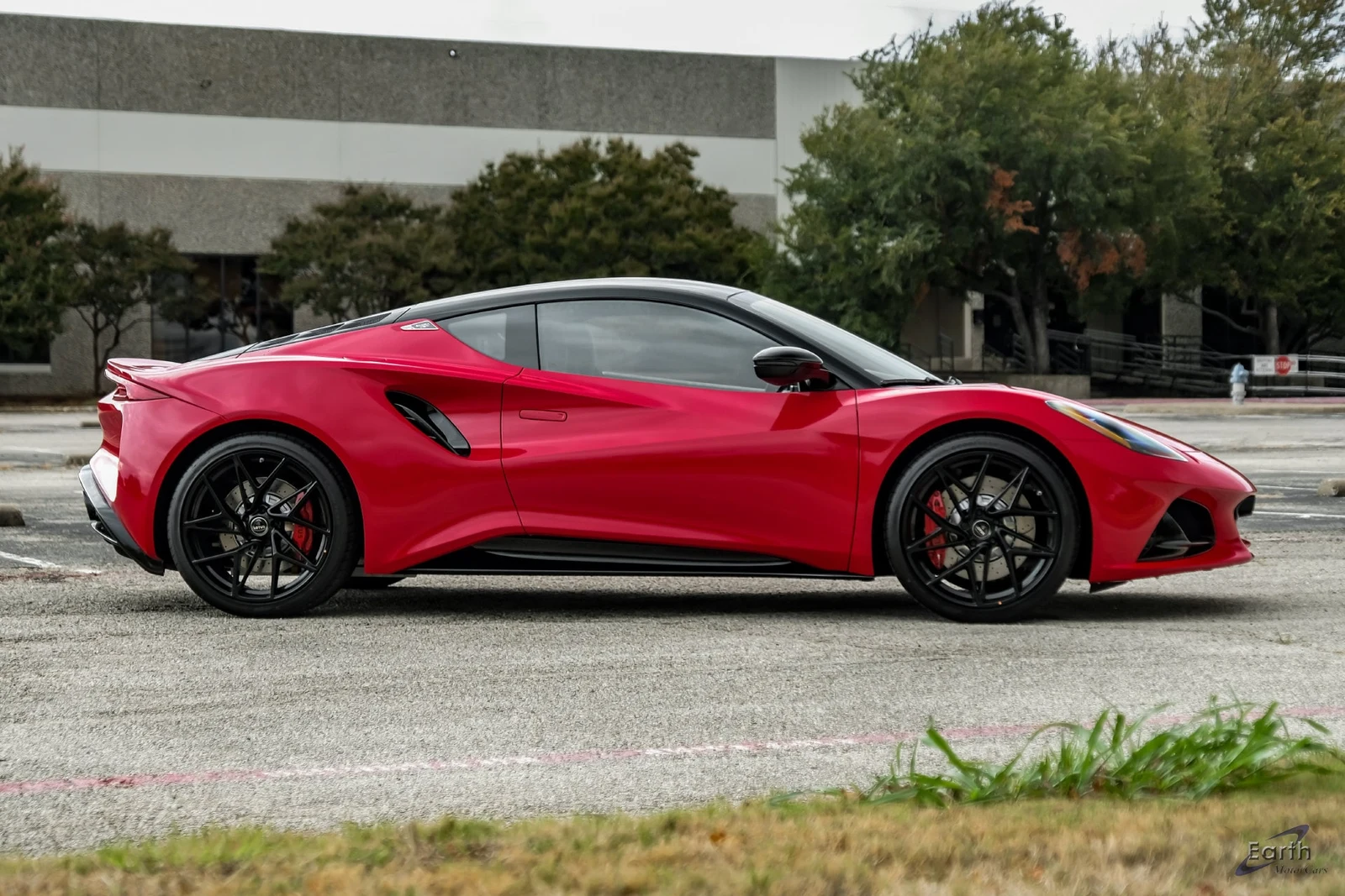 2027 Lotus Emira V6 SE, 23/29