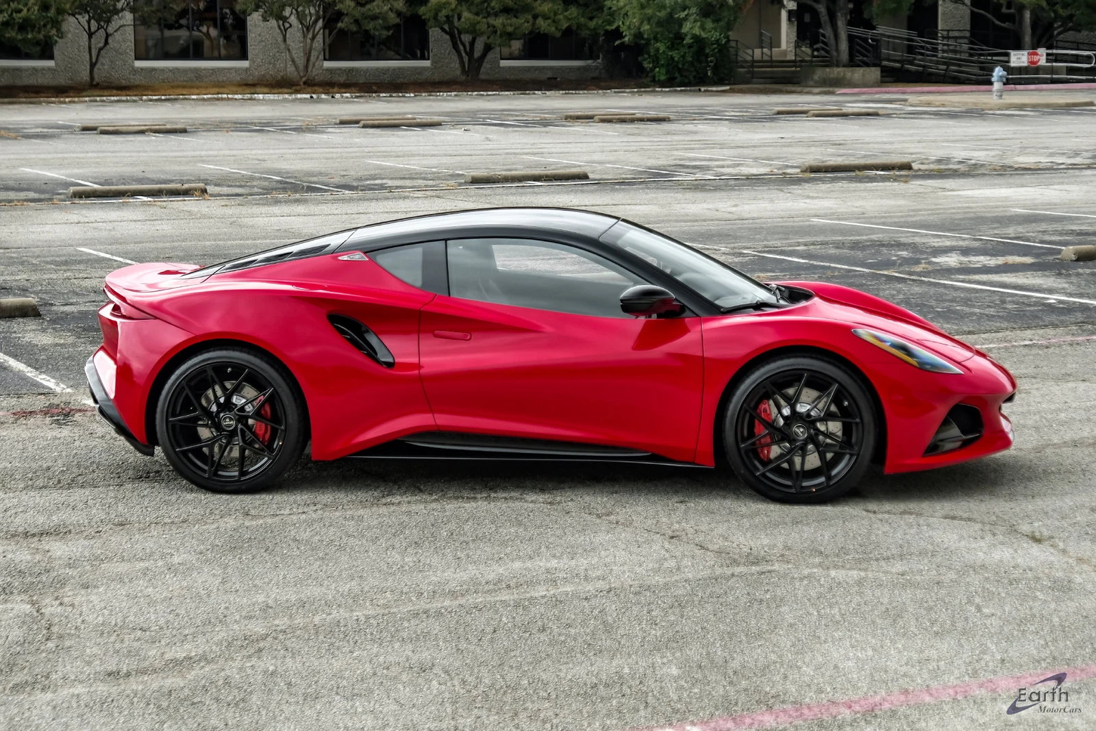 2027 Lotus Emira V6 SE, 24/29