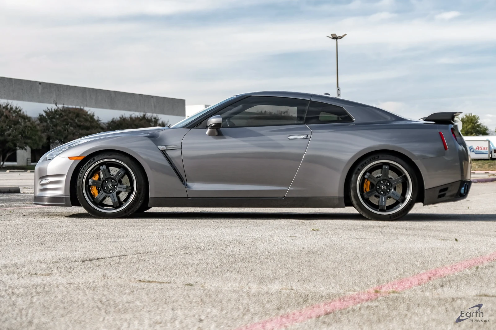 2013 Nissan GT-R Black Edition (R35), 4/27