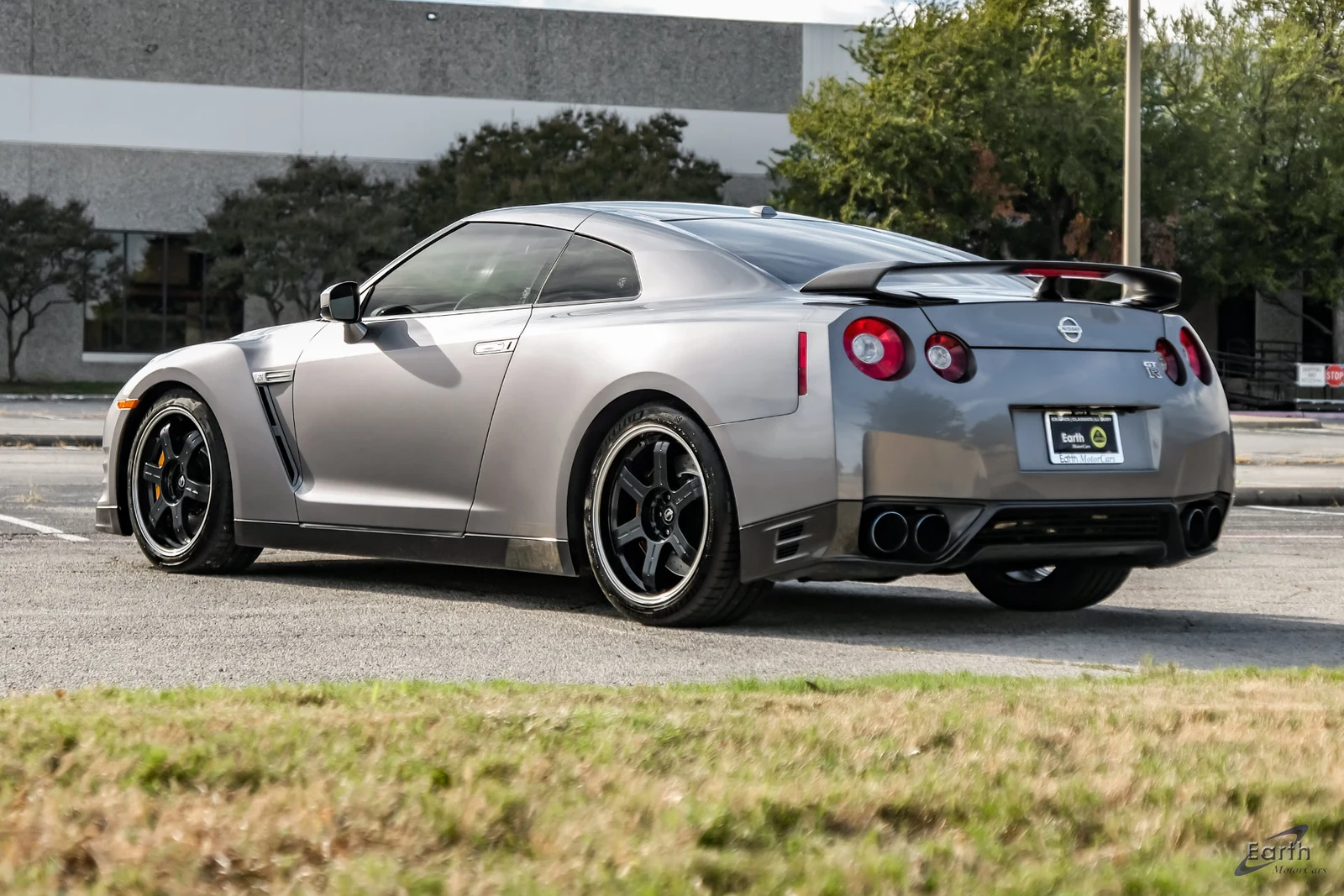 2013 Nissan GT-R Black Edition (R35), 8/27