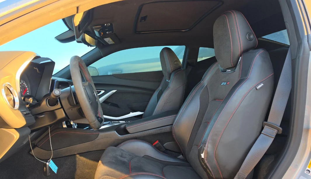2023 Chevrolet Camaro ZL1, 5/8