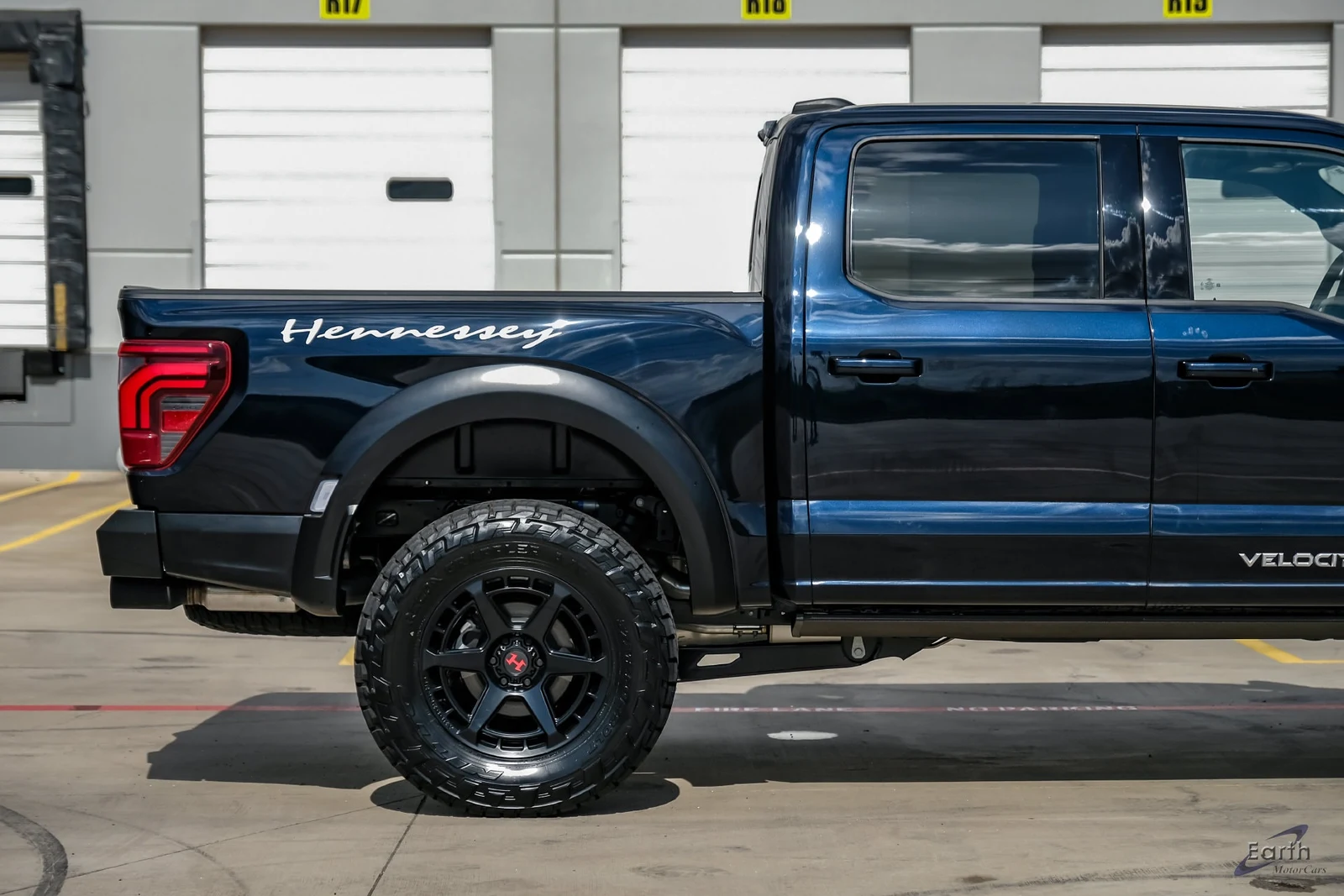 2026 Ford F-150 Raptor R Hennessey VelociRaptor 1000, 25/27