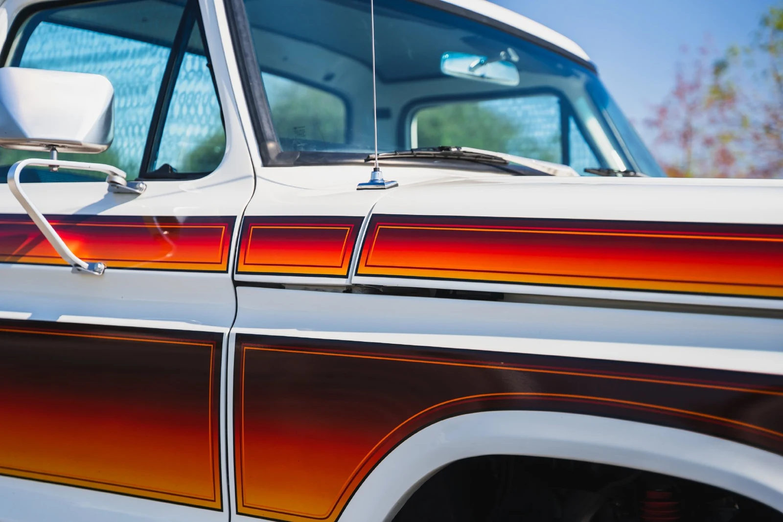 1974 Ford F-250 Highboy Coyote Restomod, 25/30