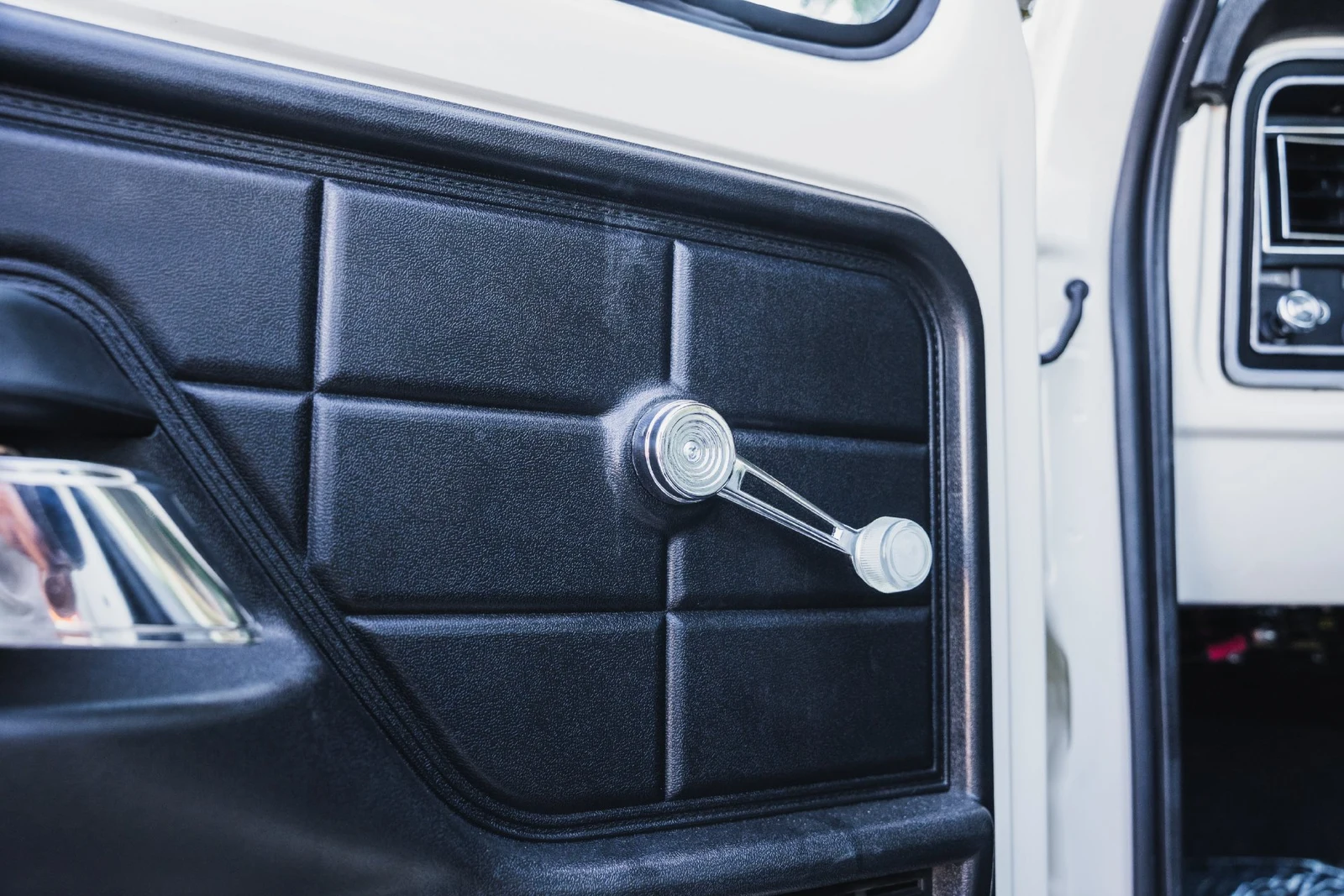 1974 Ford F-250 Highboy Coyote Restomod, 30/30