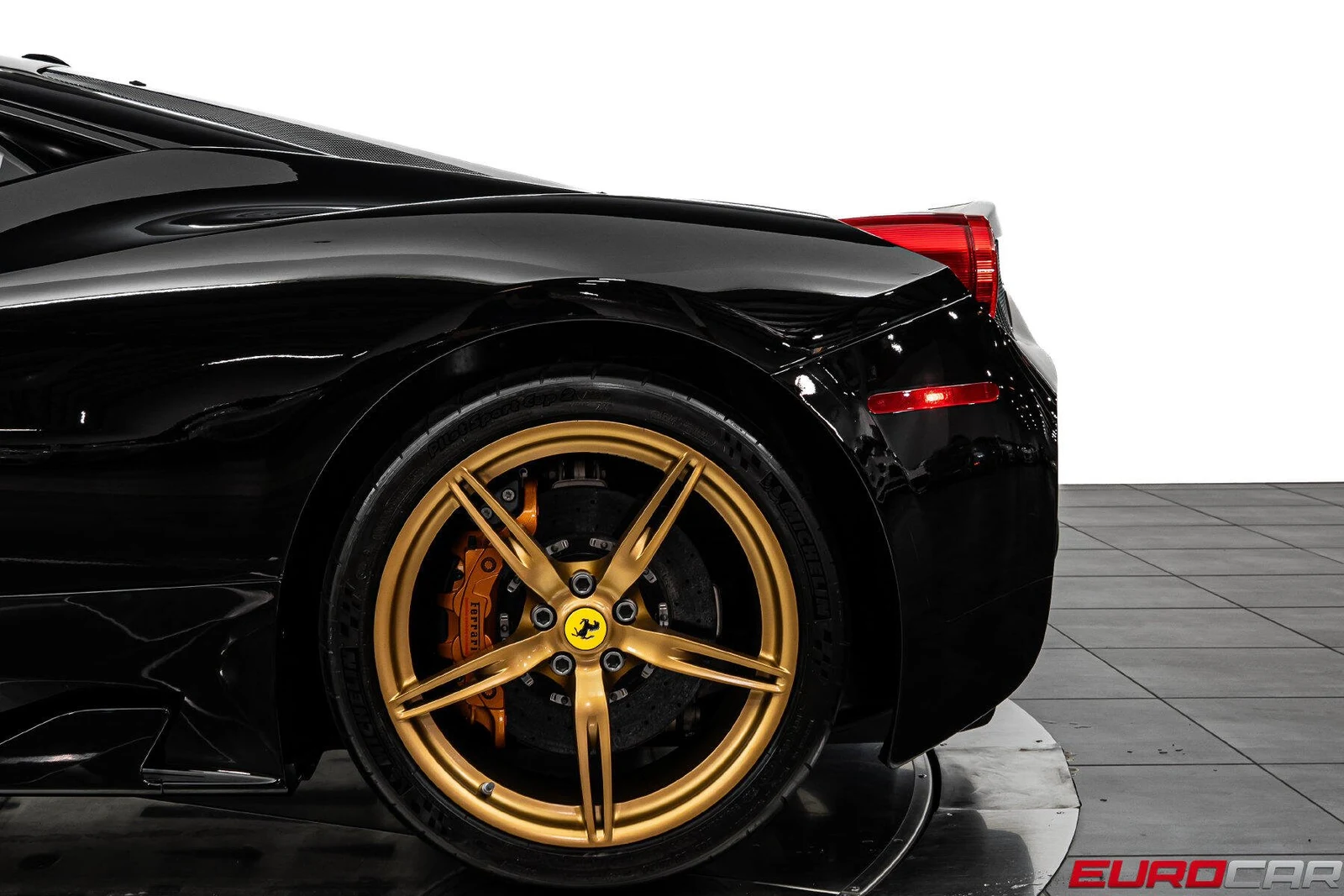 2015 Ferrari 458 Speciale, 18/20