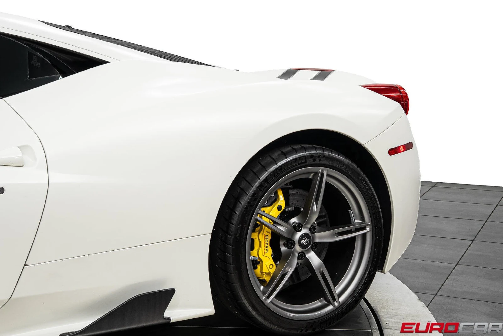 2014 Ferrari 458 Speciale, 19/20