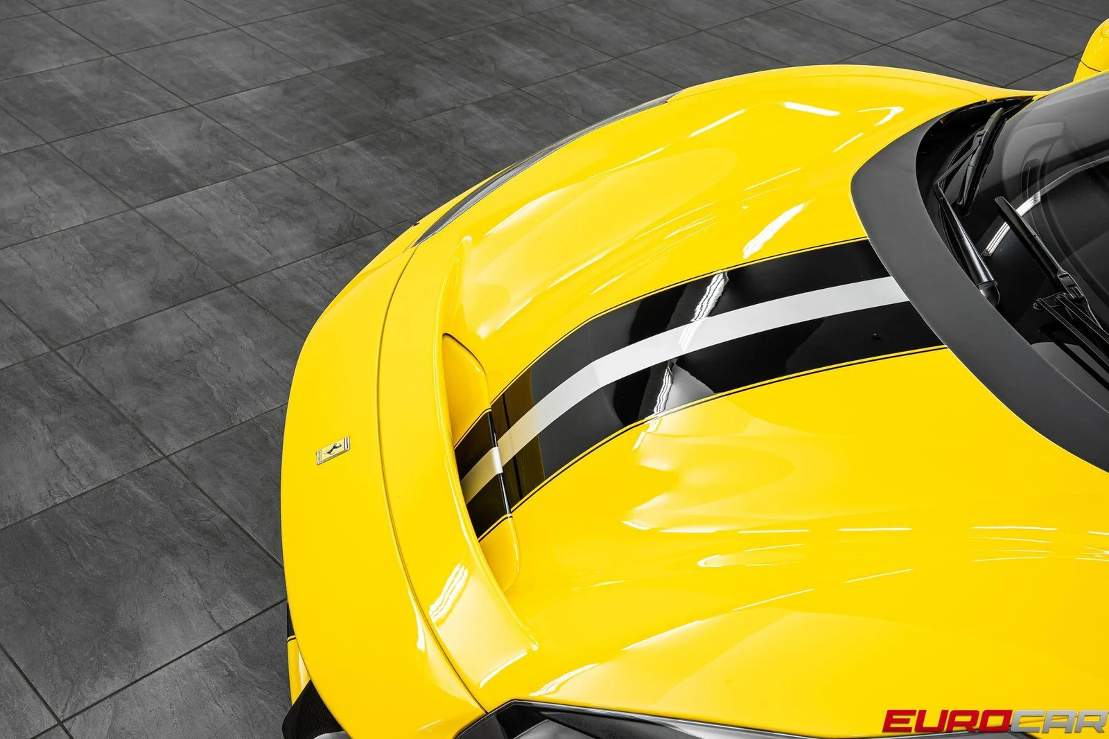 2020 Ferrari 488 Pista, 9/20