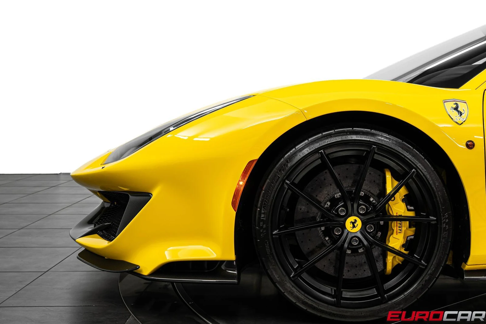 2020 Ferrari 488 Pista, 18/20