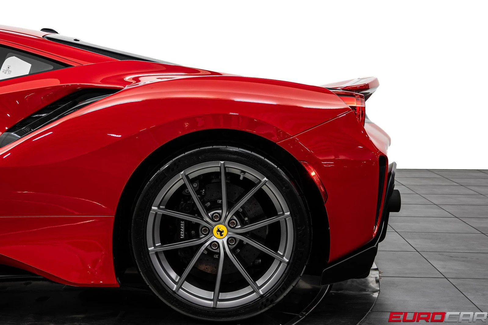 2019 Ferrari 488 Pista, 20/20